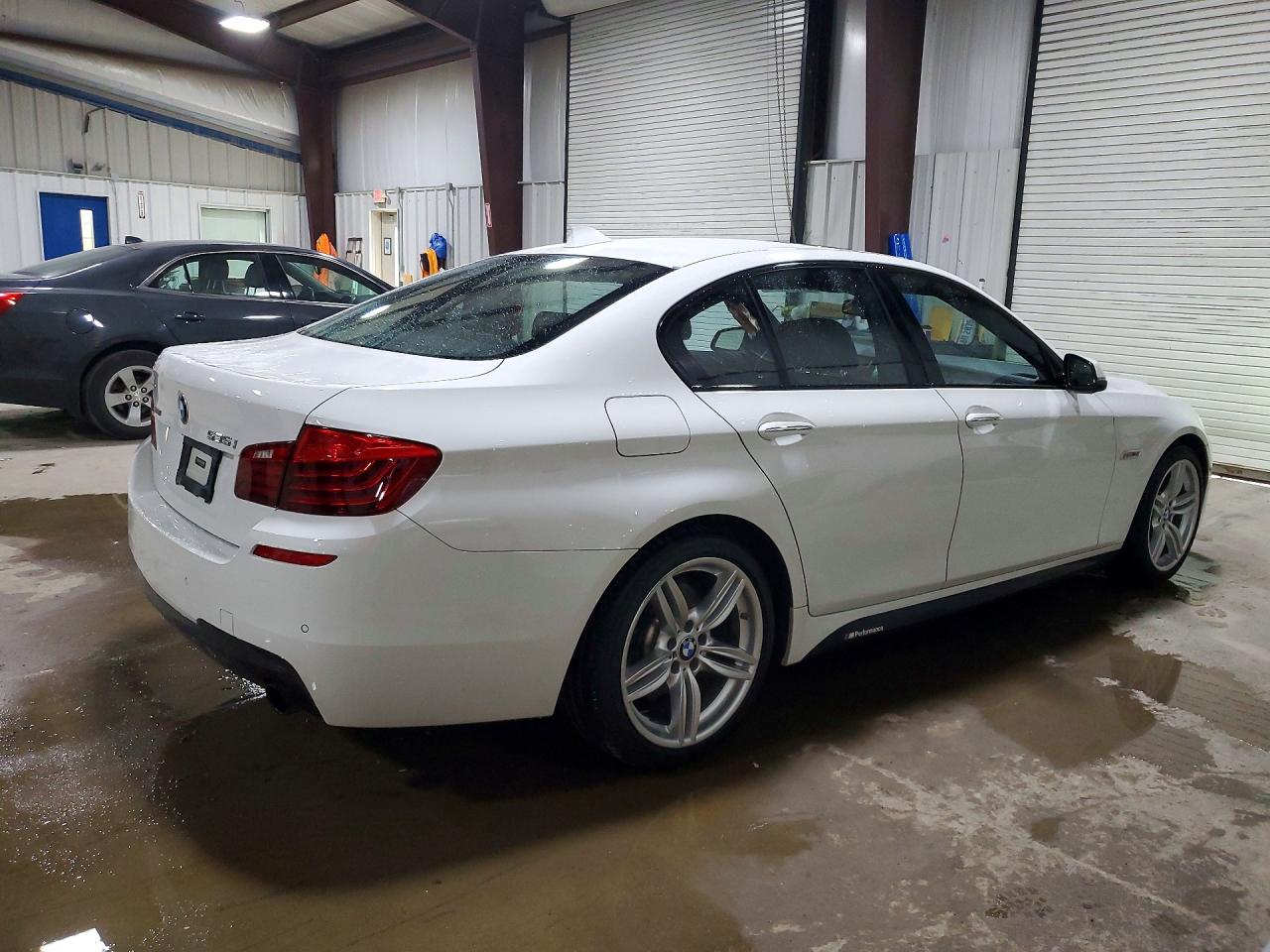2014 Bmw 535 Xi Белый vin: WBA5B3C56ED530852