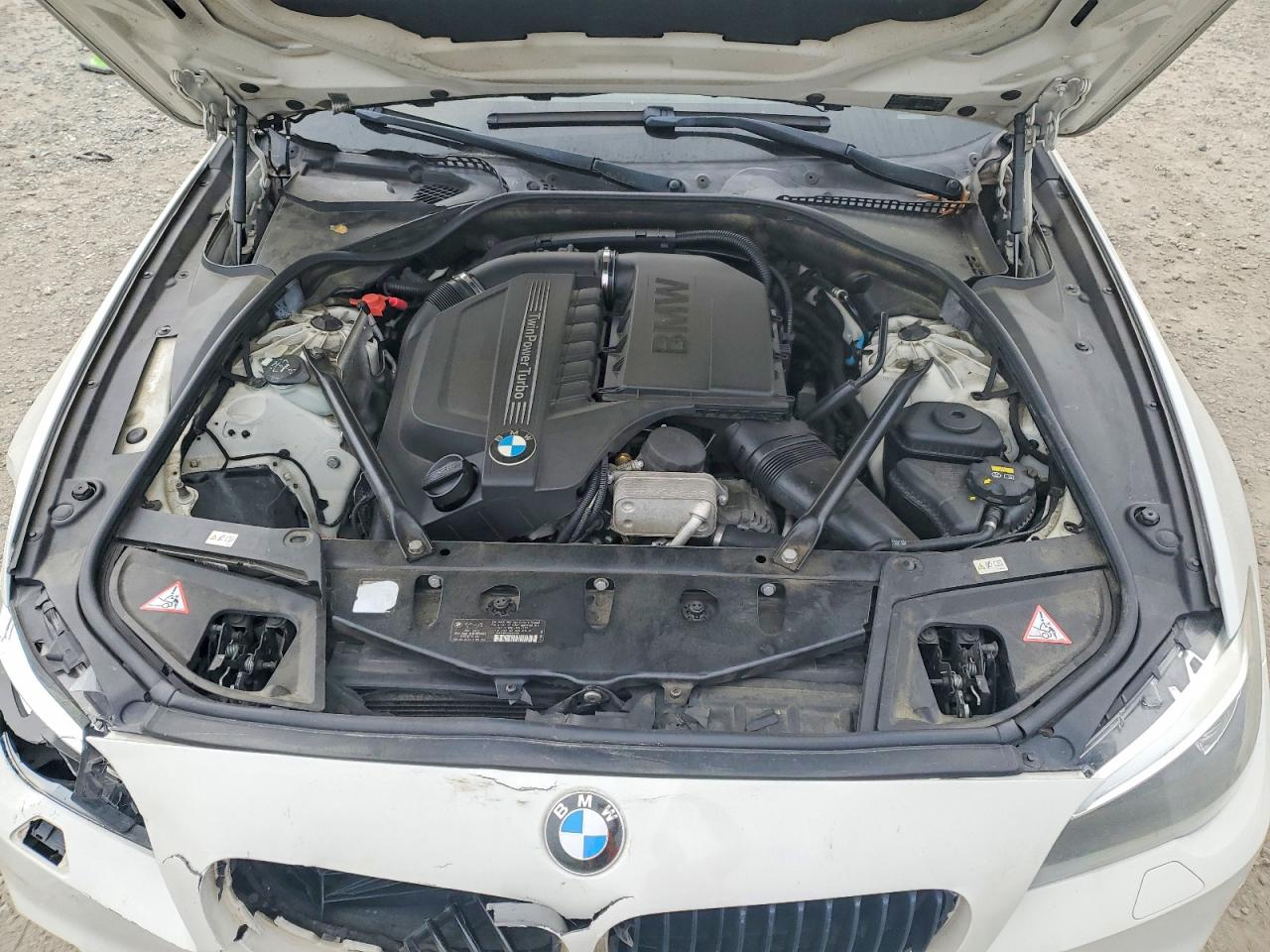 2015 Bmw 535 Xi White vin: WBA5B3C56FD542890