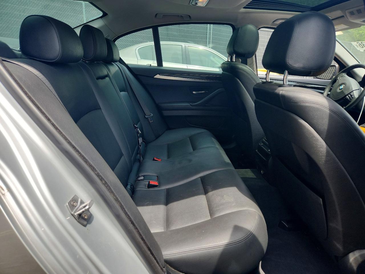 2014 Bmw 535 Xi Silver vin: WBA5B3C57ED537809