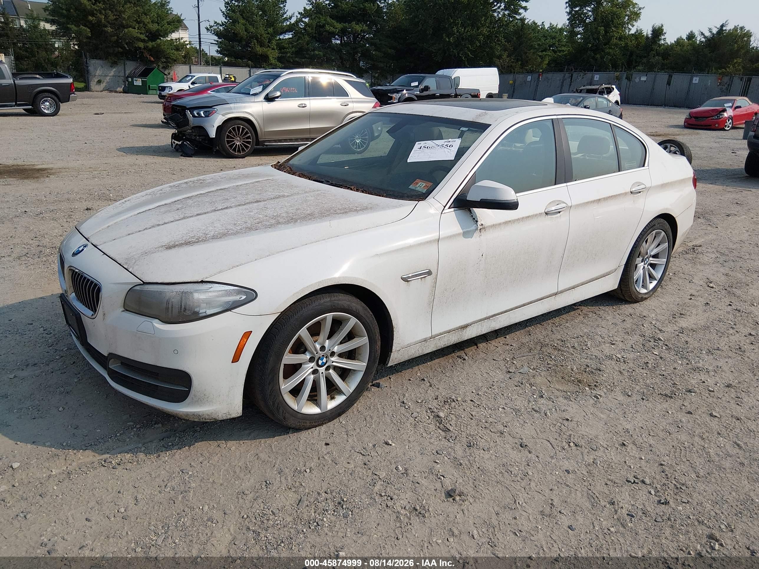 2014 Bmw 535i Xdrive White vin: WBA5B3C58ED533087