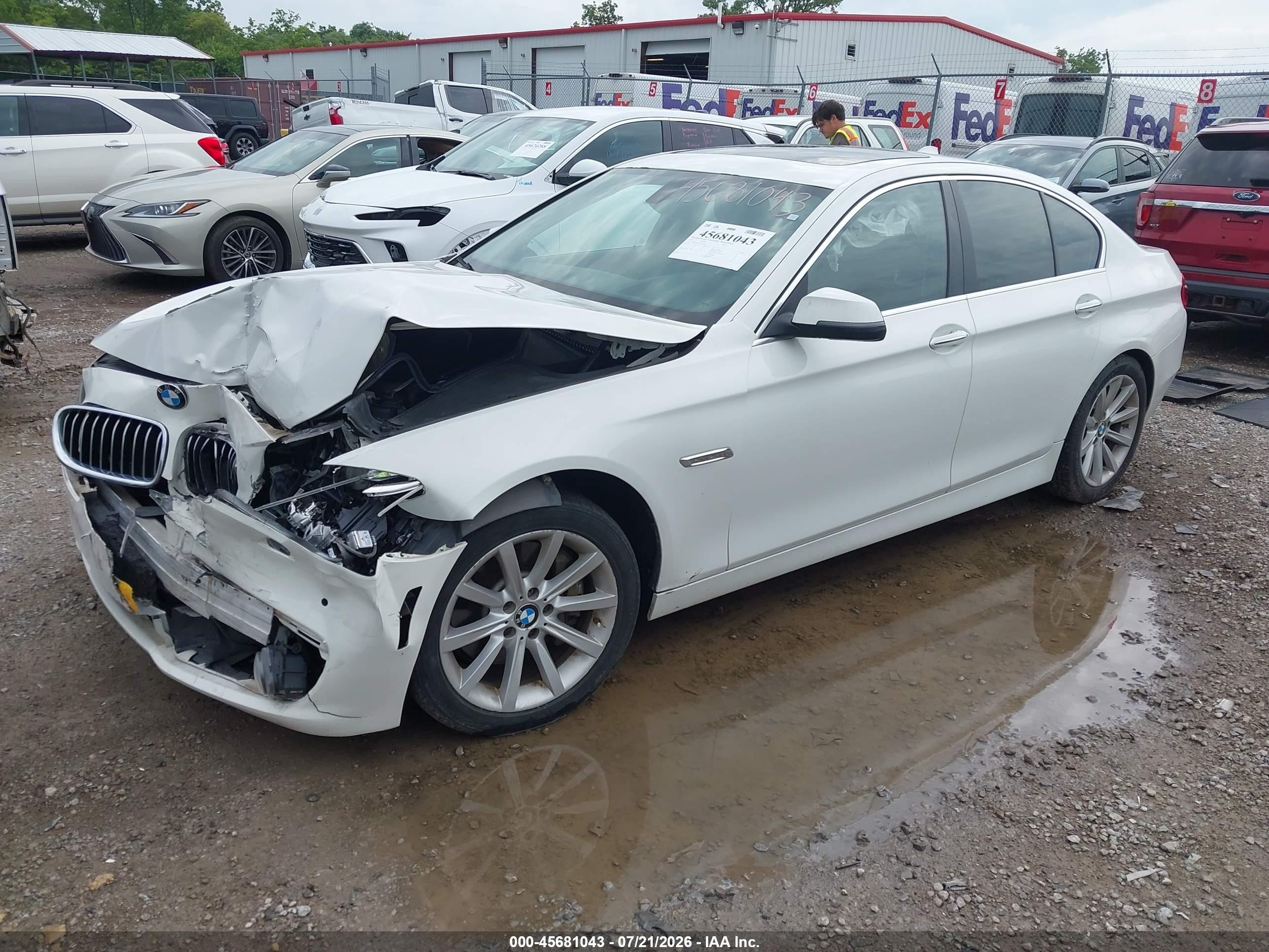 2015 Bmw 535i Xdrive White vin: WBA5B3C58FD543927