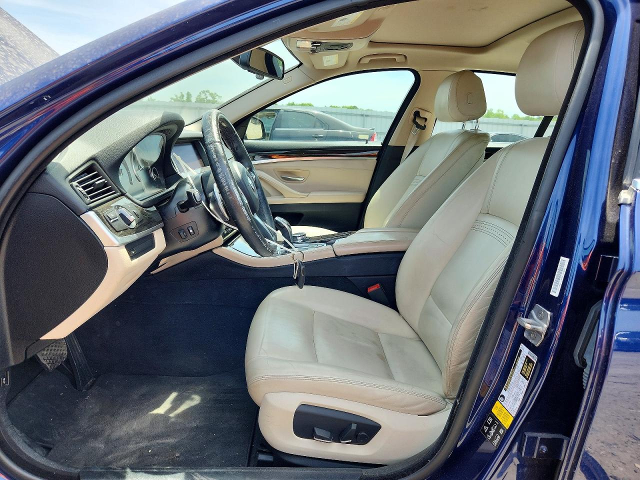 2016 Bmw 535 Xi Blue vin: WBA5B3C58GG259679