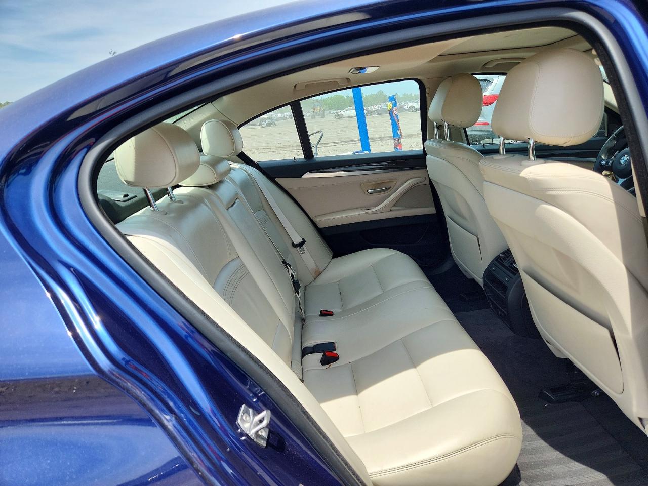 2016 Bmw 535 Xi Blue vin: WBA5B3C58GG259679