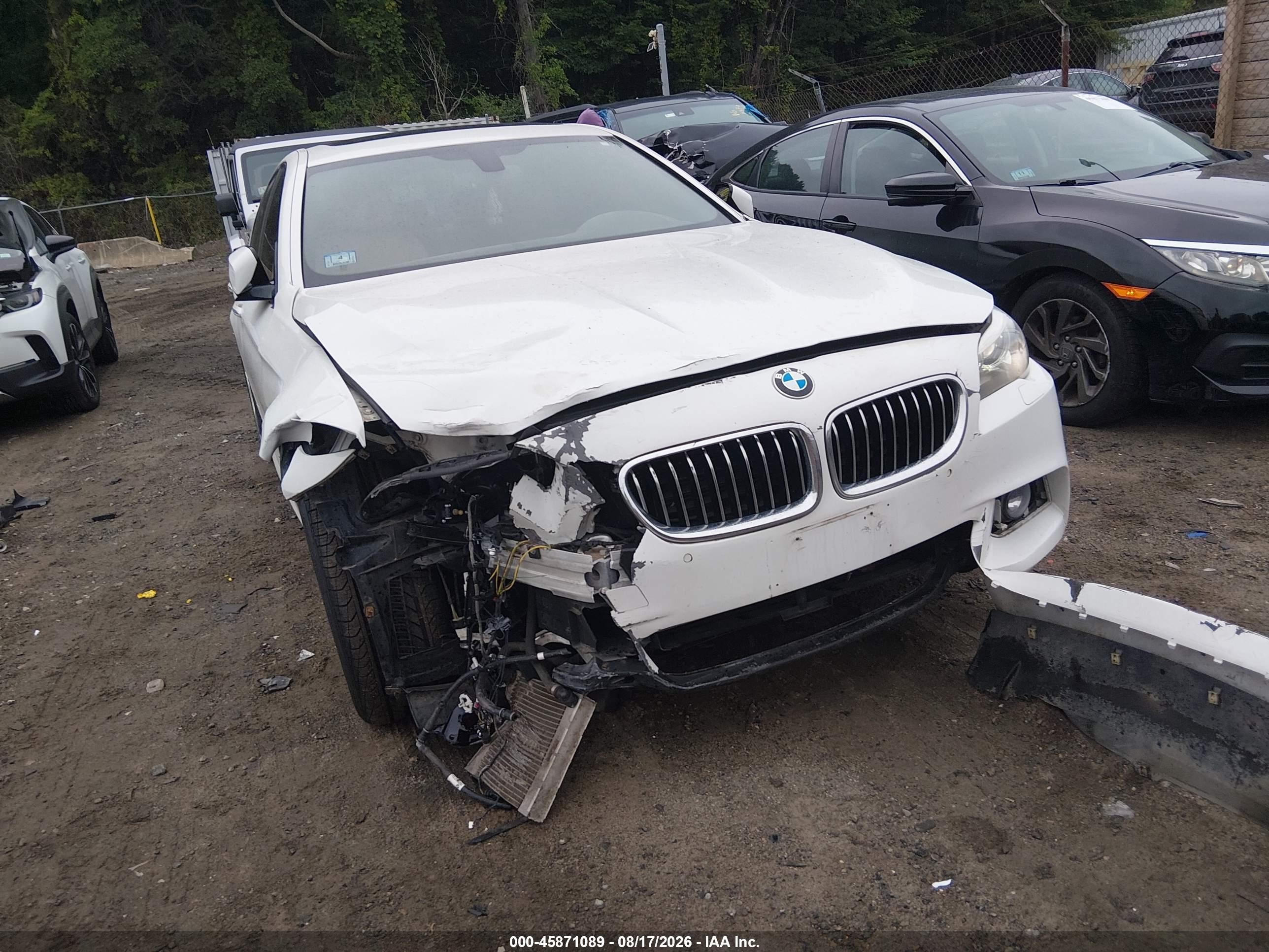 2014 Bmw 535i Xdrive White vin: WBA5B3C59ED535656