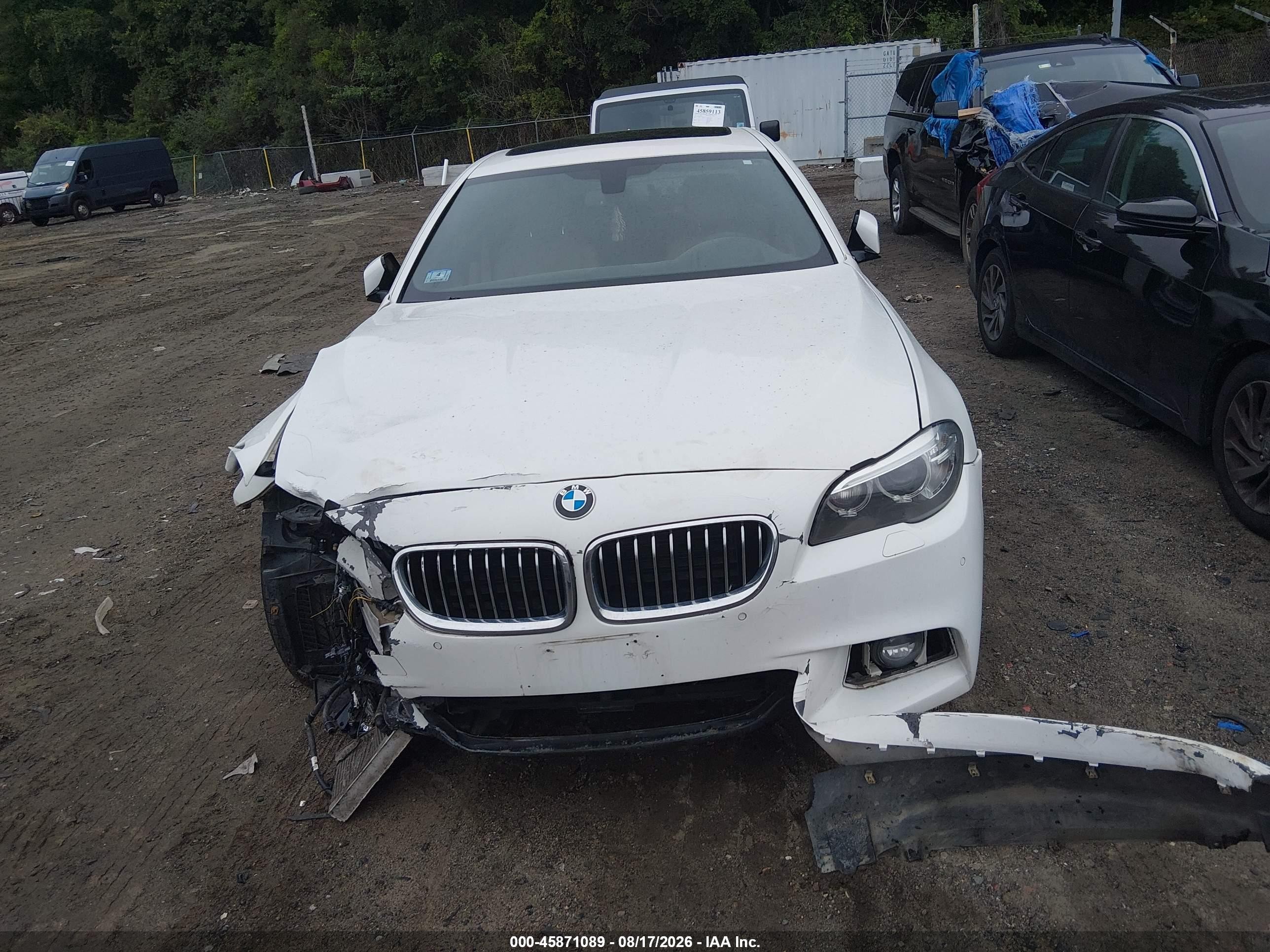 2014 Bmw 535i Xdrive White vin: WBA5B3C59ED535656