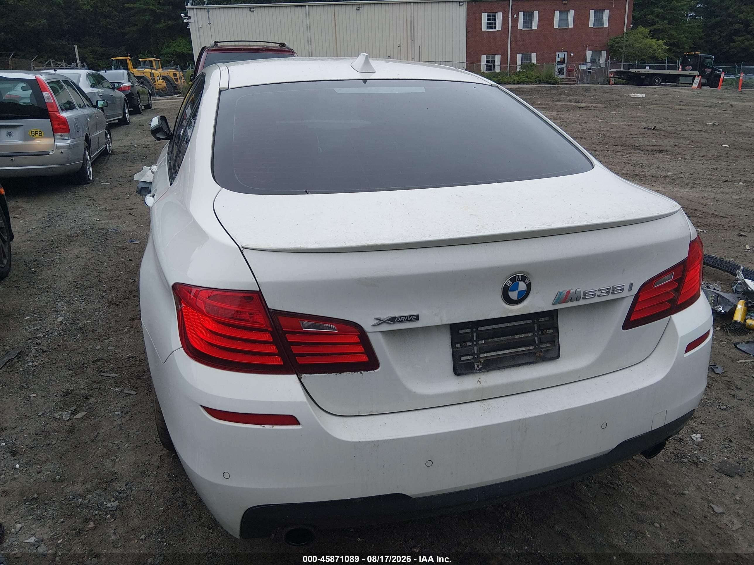 2014 Bmw 535i Xdrive White vin: WBA5B3C59ED535656