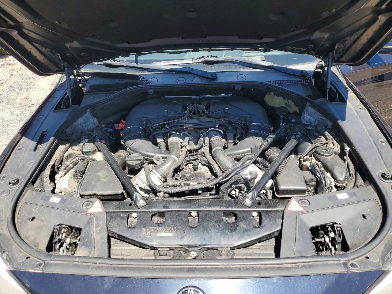 2014 Bmw 550 Xigt Blue vin: WBA5M0C51ED084943
