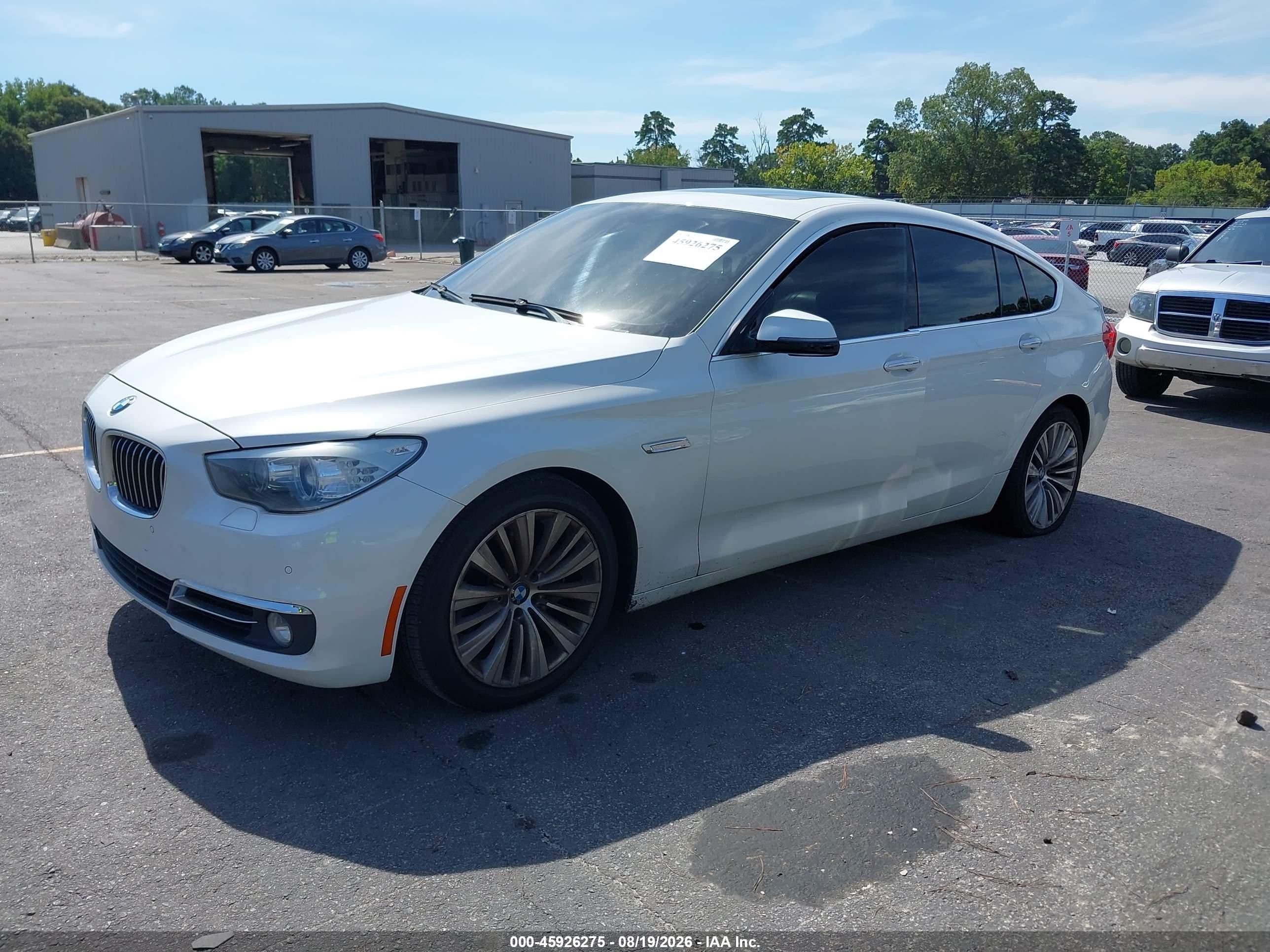 2015 Bmw 535i Gran Turismo   White vin: WBA5M2C51FGH99042