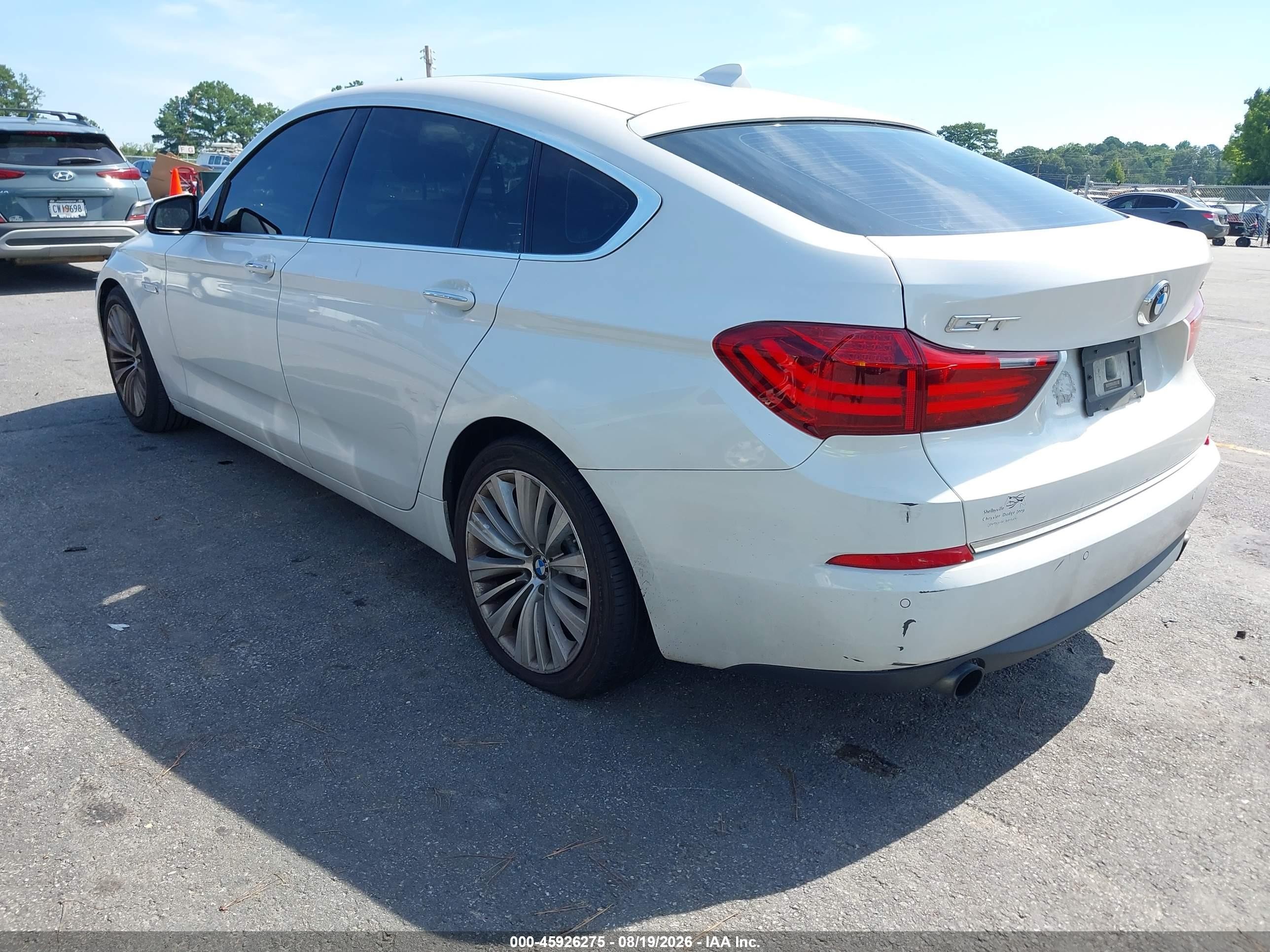 2015 Bmw 535i Gran Turismo   White vin: WBA5M2C51FGH99042