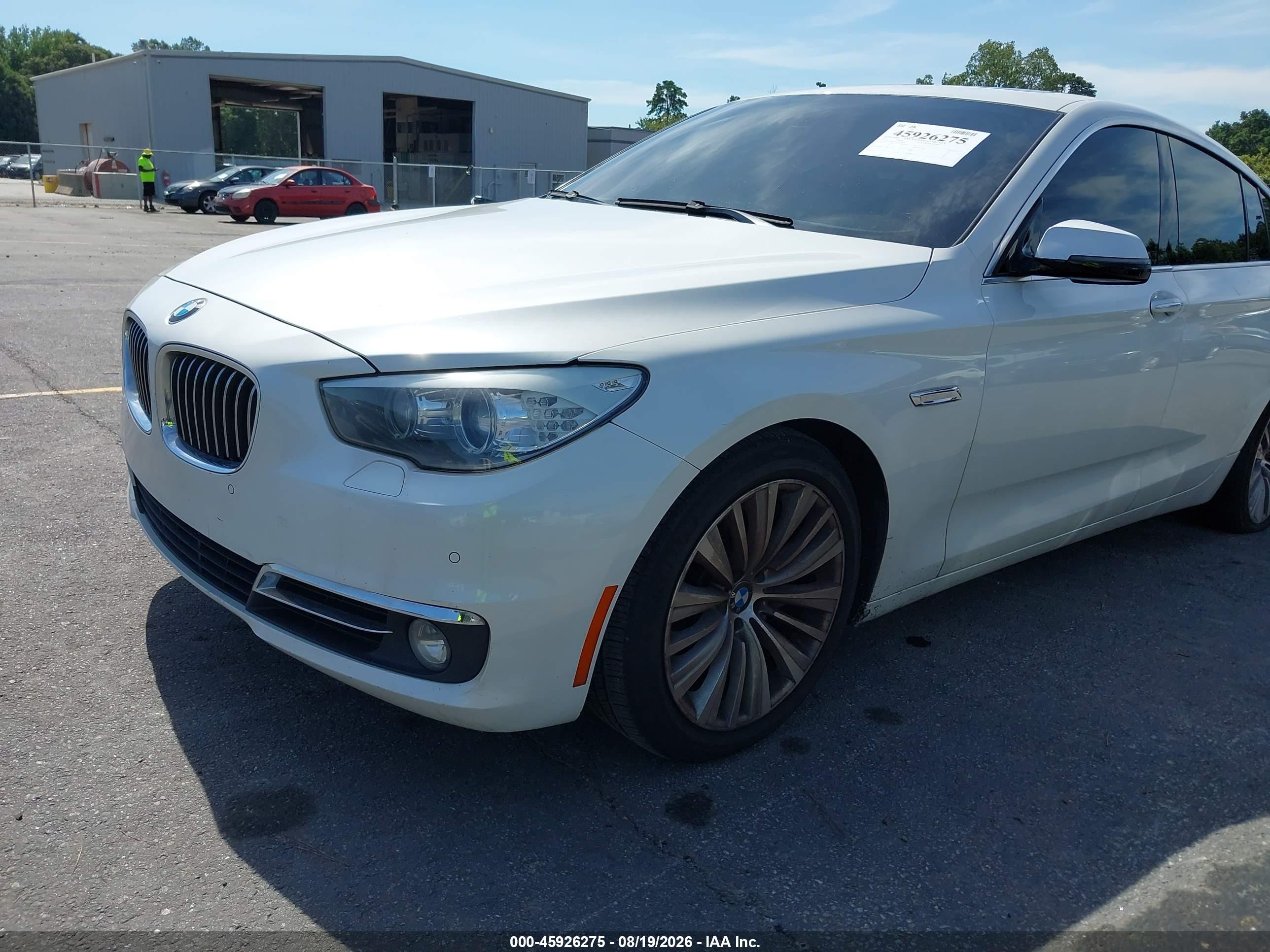 2015 Bmw 535i Gran Turismo   White vin: WBA5M2C51FGH99042