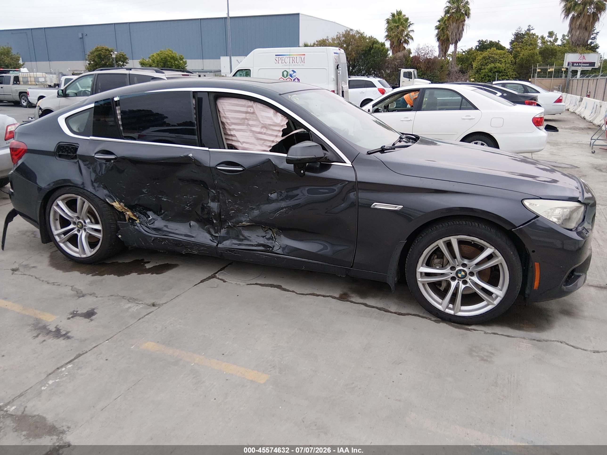 2014 Bmw 535i Gran Turismo   Black vin: WBA5M2C52ED871864