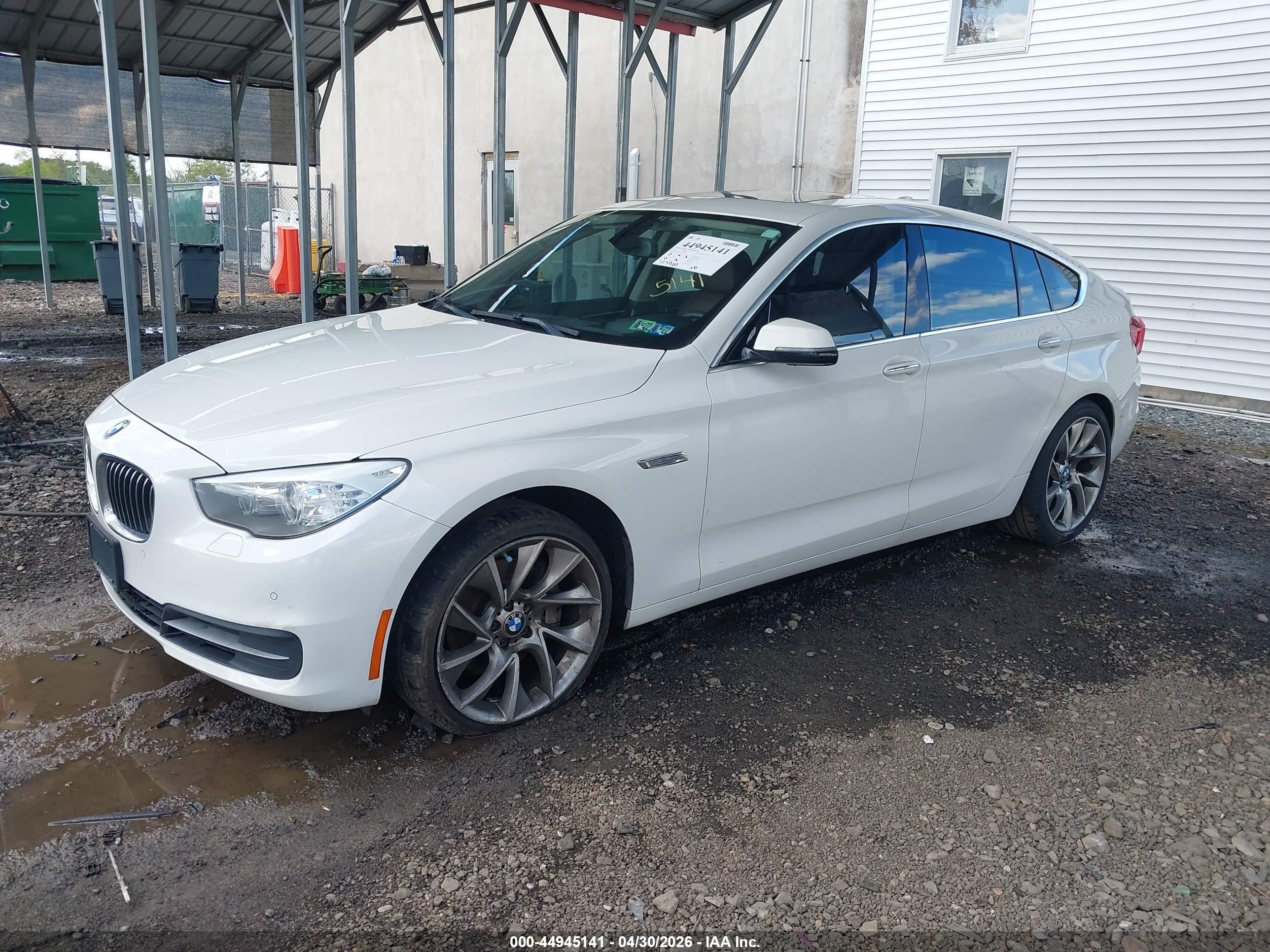 2014 Bmw 535i Gran Turismo Xdrive White vin: WBA5M4C58ED183752