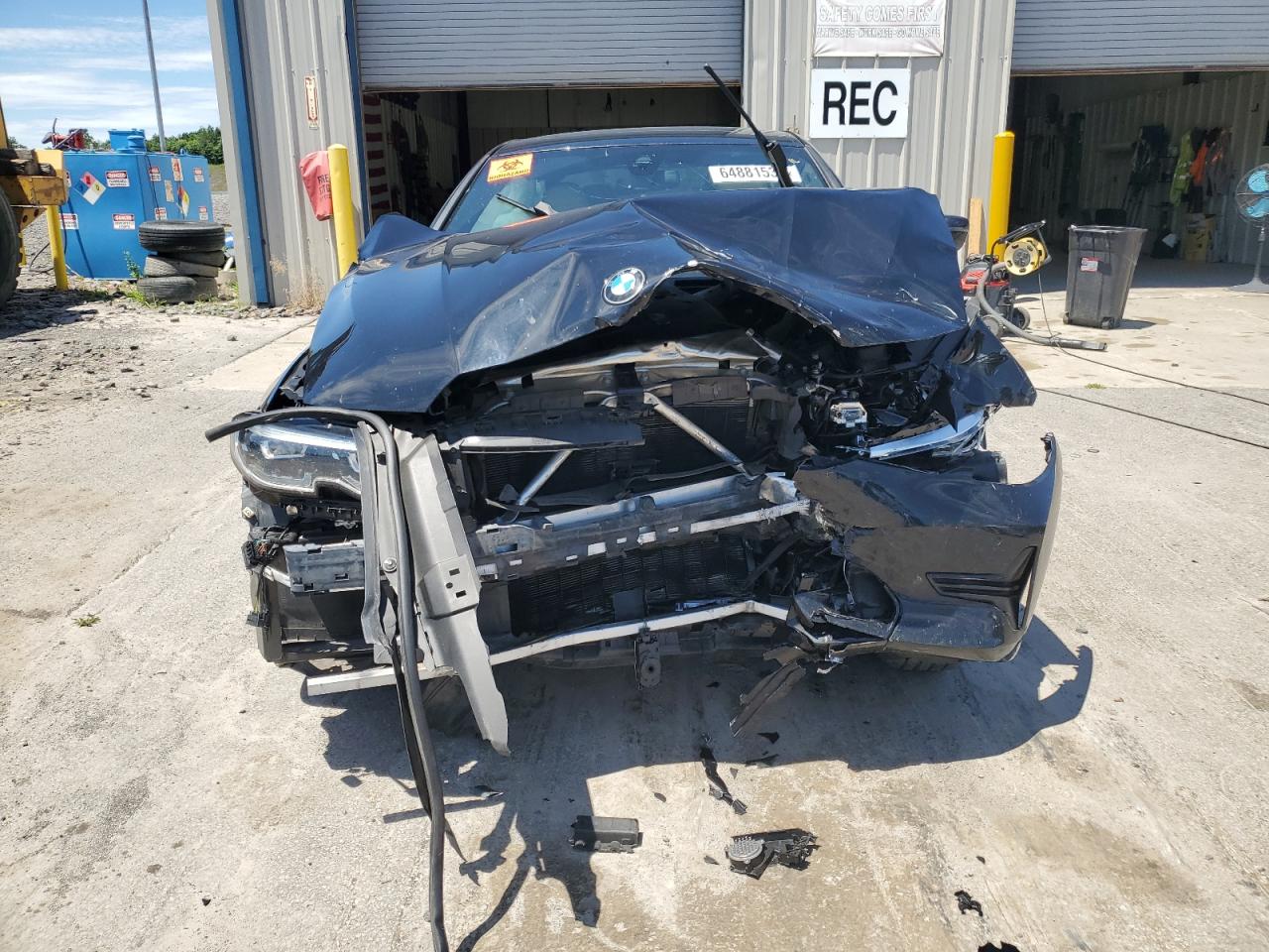 2021 Bmw 330xe    Black vin: WBA5P9C09MFJ80063