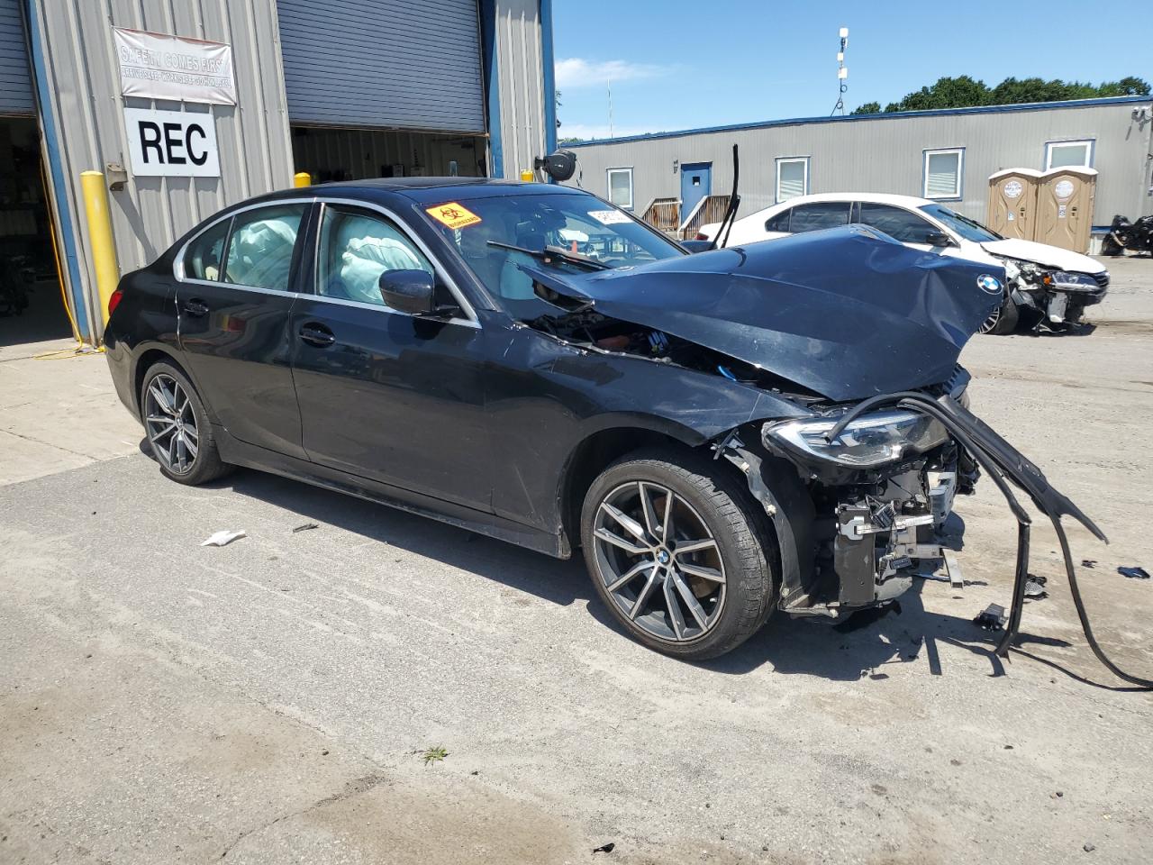 2021 Bmw 330xe    Black vin: WBA5P9C09MFJ80063
