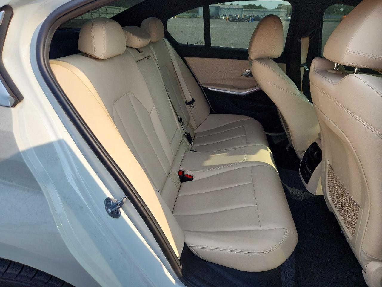 2020 Bmw 330xi Белый vin: WBA5R7C03LFH41356