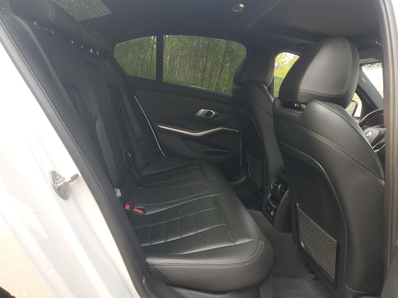 2020 Bmw 330xi    White vin: WBA5R7C04LFH53418