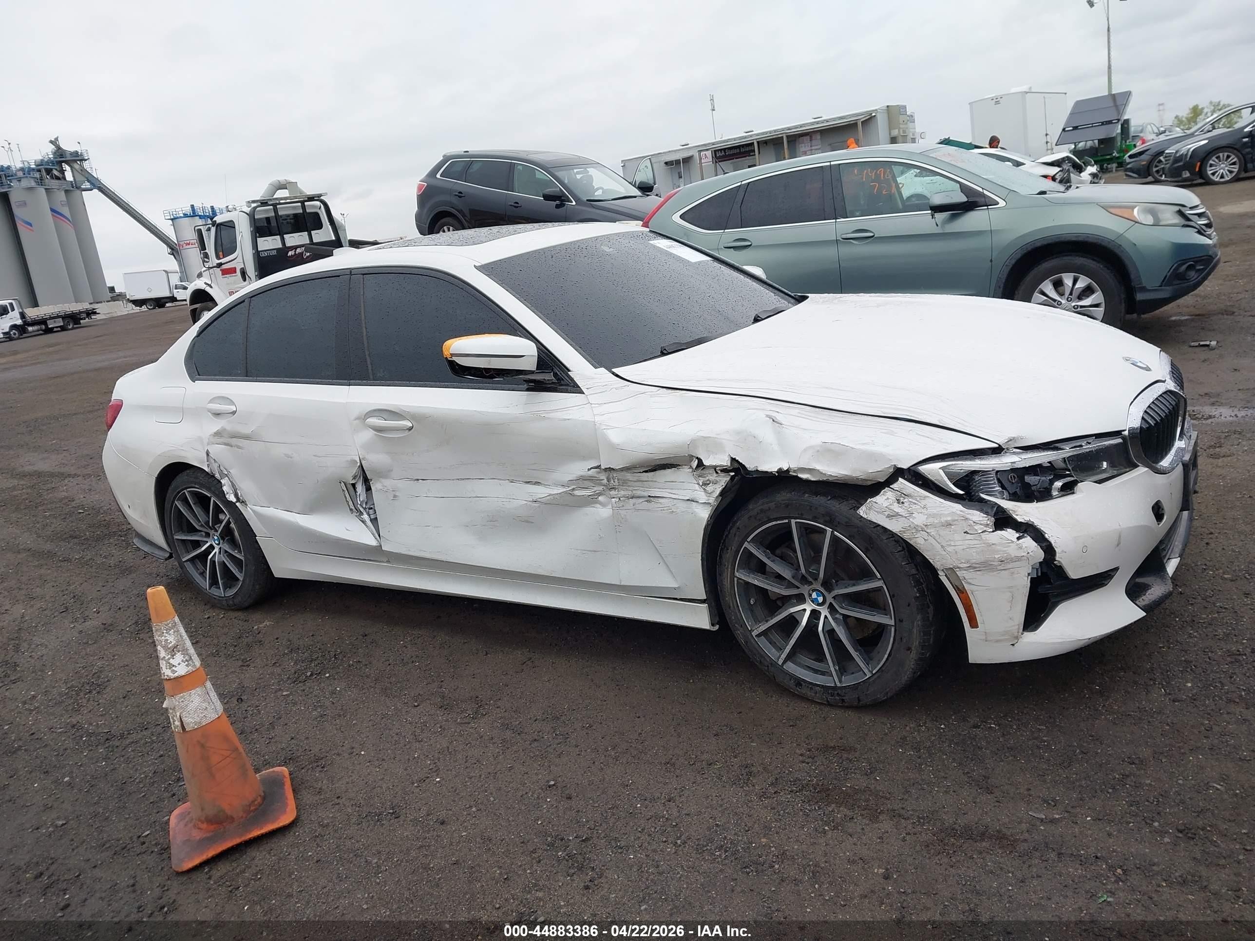 2019 Bmw 330i Xdrive White vin: WBA5R7C53KAJ78717