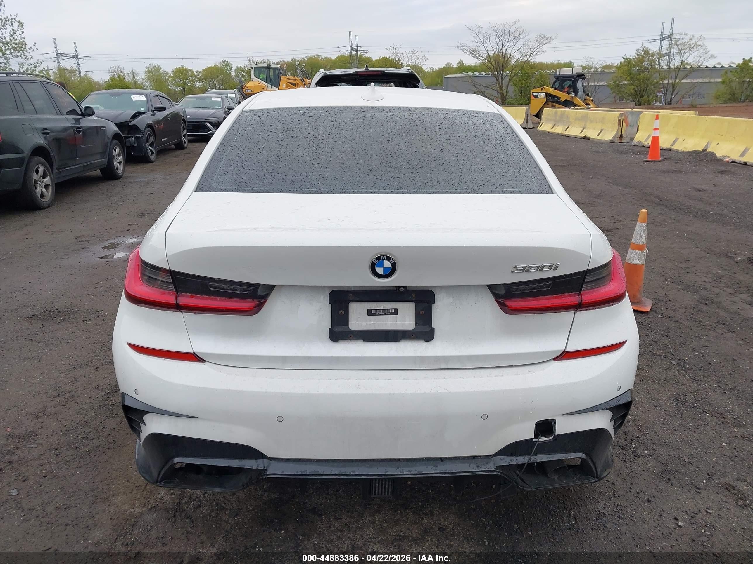 2019 Bmw 330i Xdrive White vin: WBA5R7C53KAJ78717