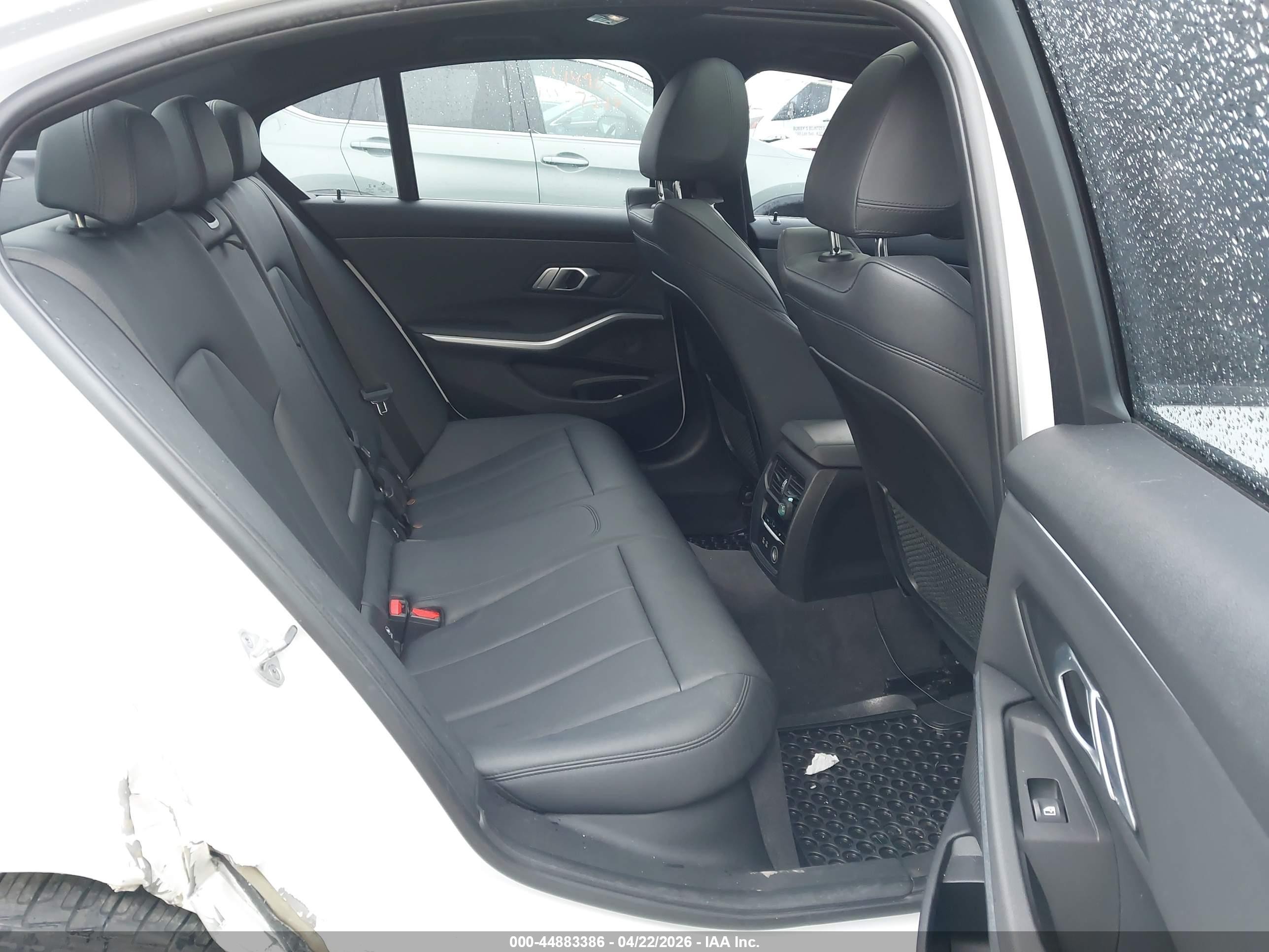 2019 Bmw 330i Xdrive White vin: WBA5R7C53KAJ78717