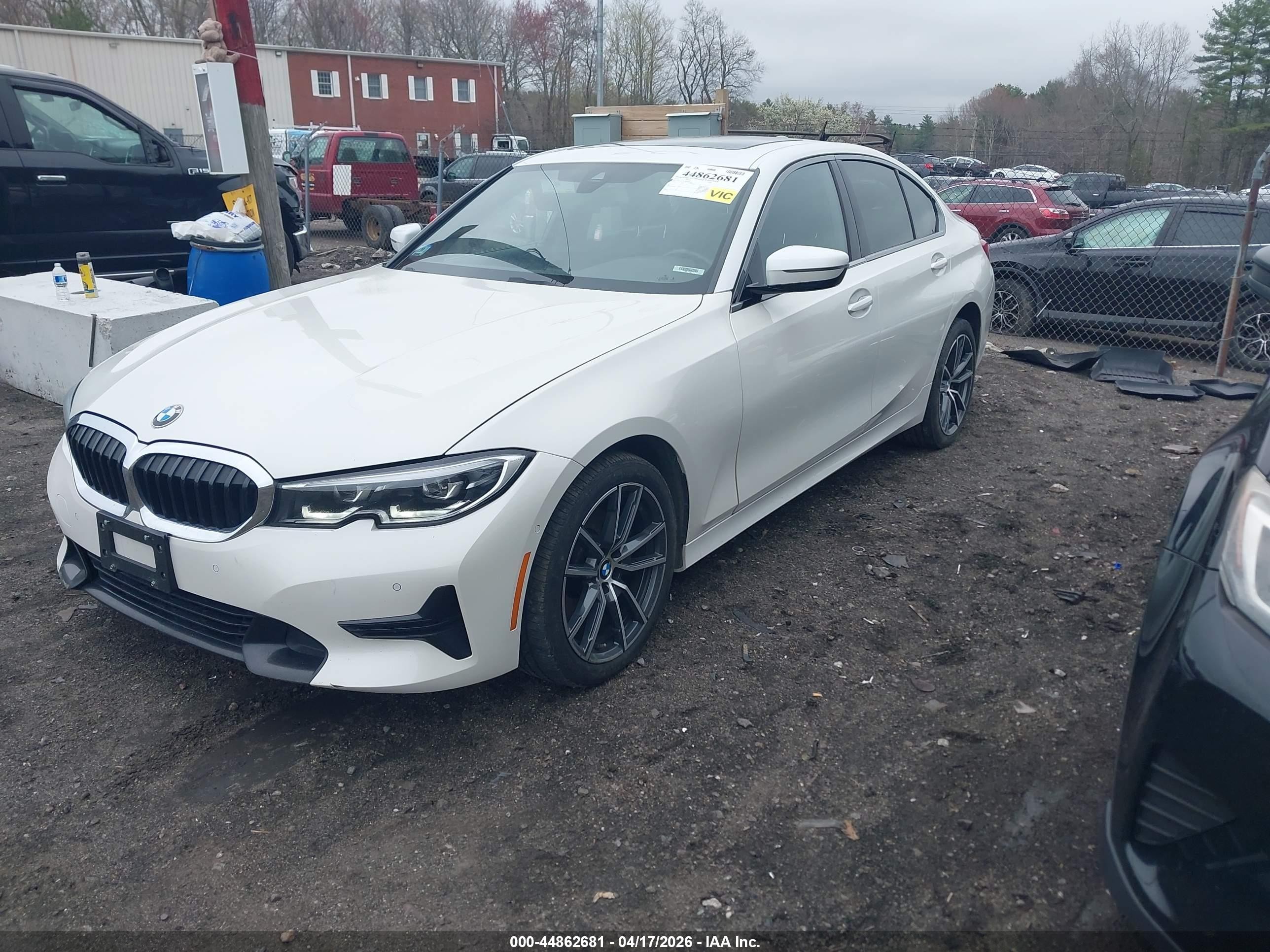 2019 Bmw 330i Xdrive White vin: WBA5R7C53KFH02440