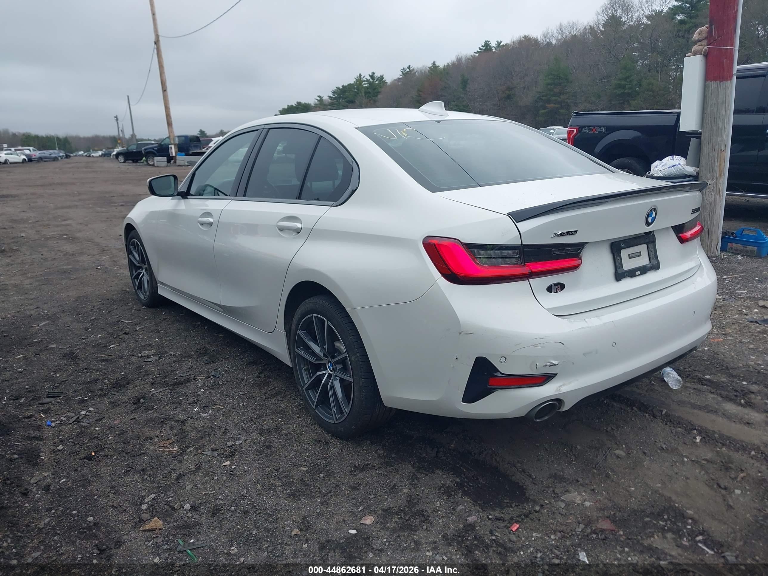 2019 Bmw 330i Xdrive White vin: WBA5R7C53KFH02440