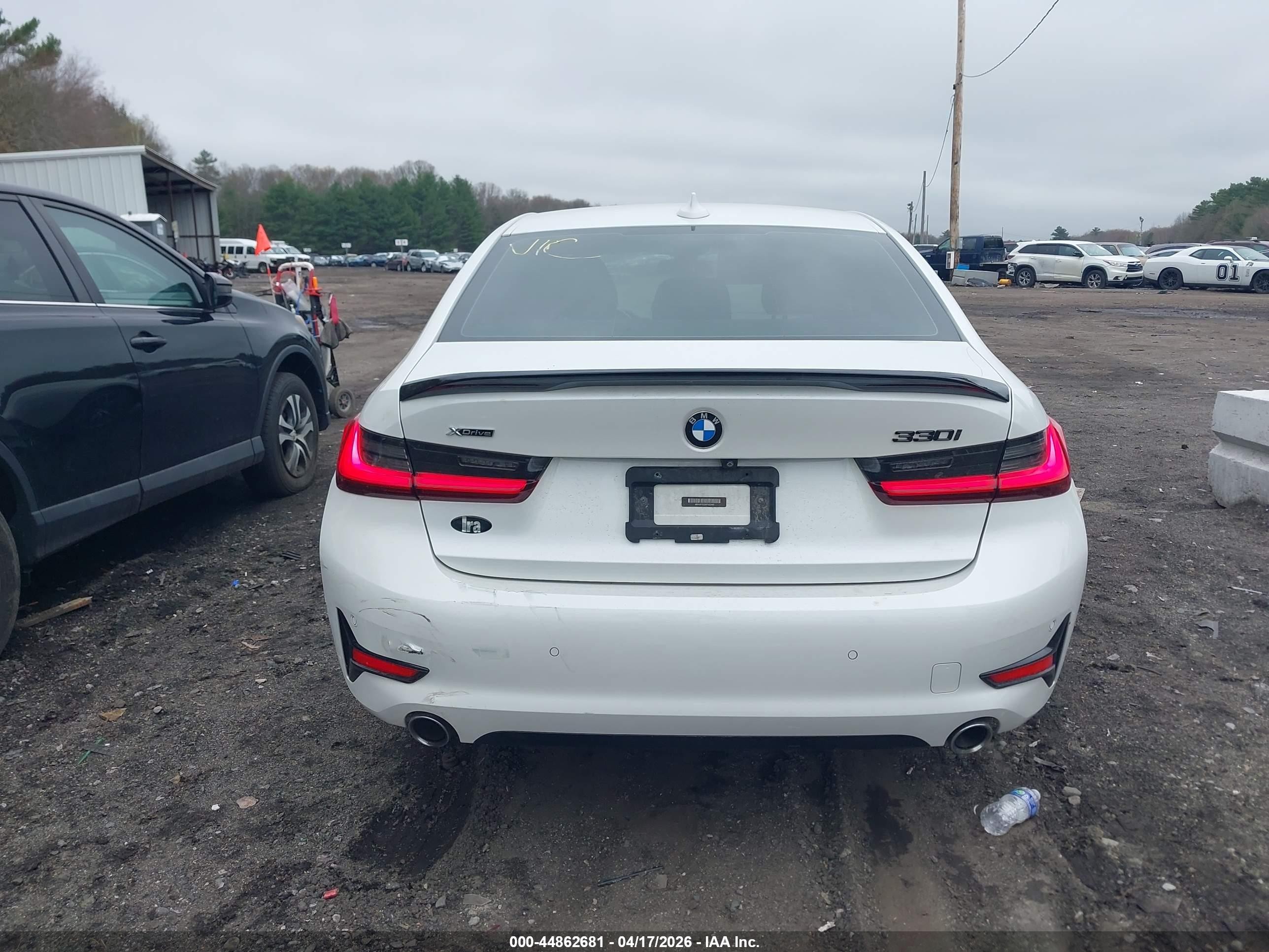 2019 Bmw 330i Xdrive White vin: WBA5R7C53KFH02440