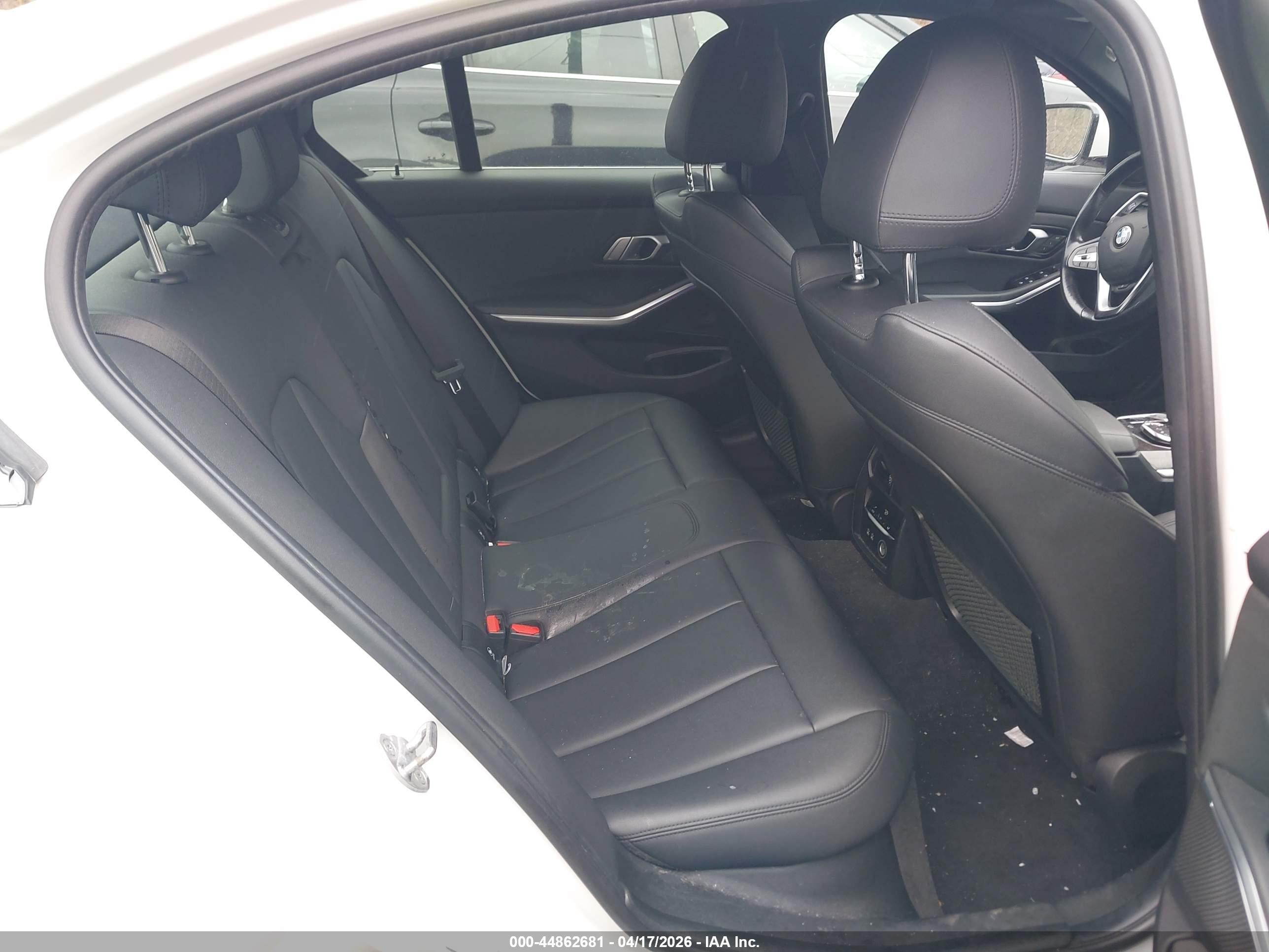 2019 Bmw 330i Xdrive White vin: WBA5R7C53KFH02440