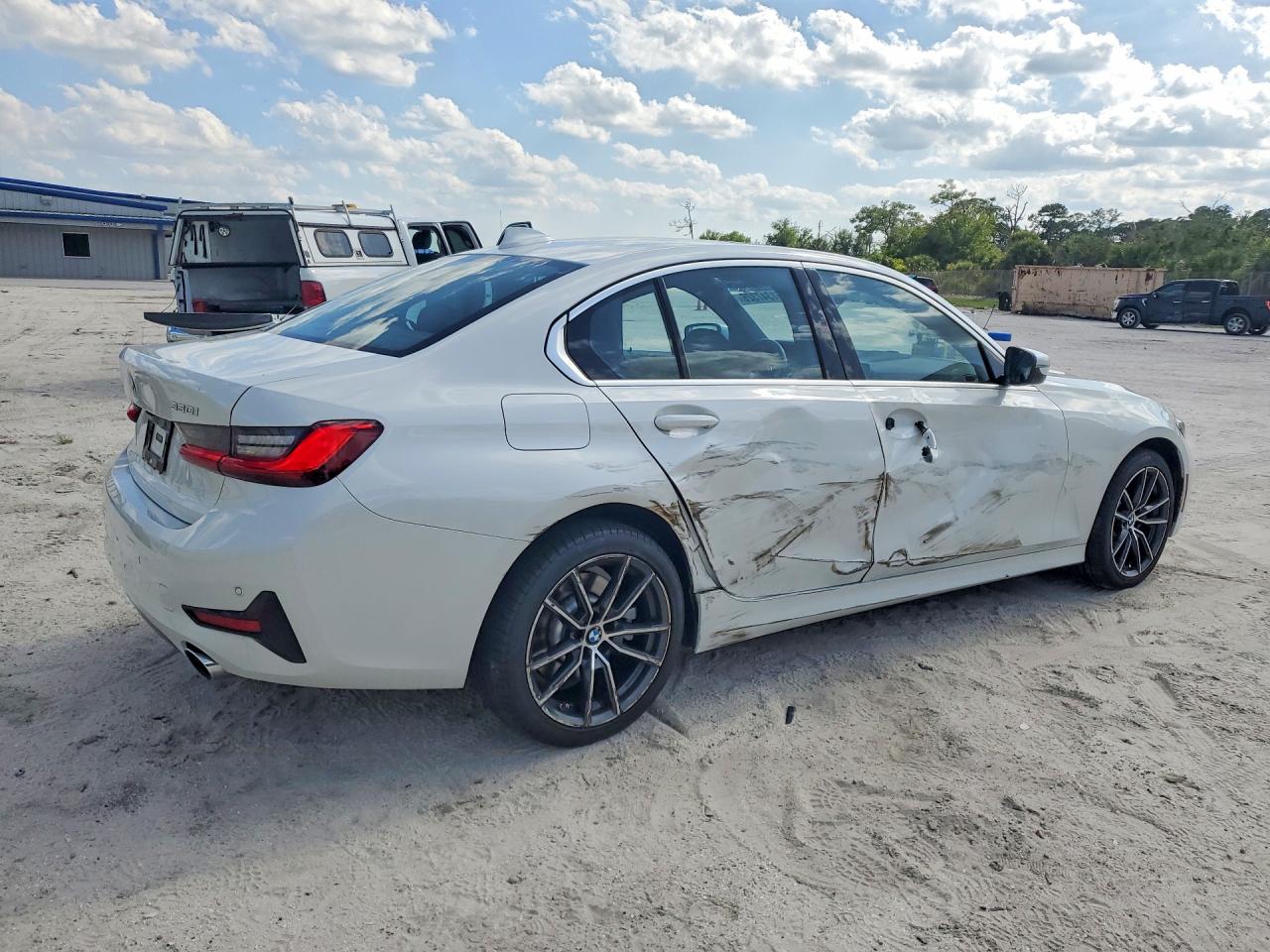 2019 Bmw 330xi White vin: WBA5R7C56KFH30622