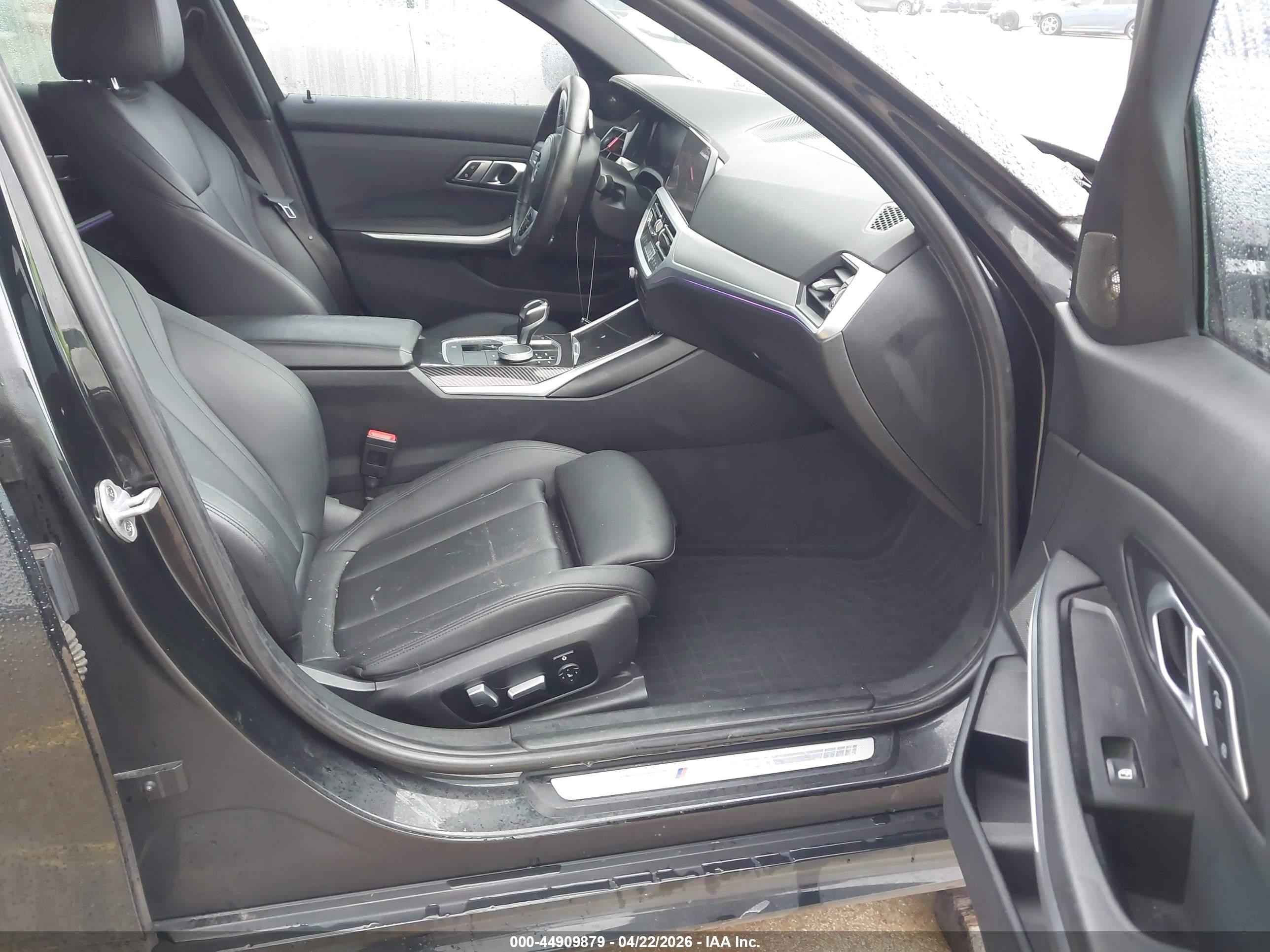 2020 Bmw M340i   Black vin: WBA5U7C05LFH64152