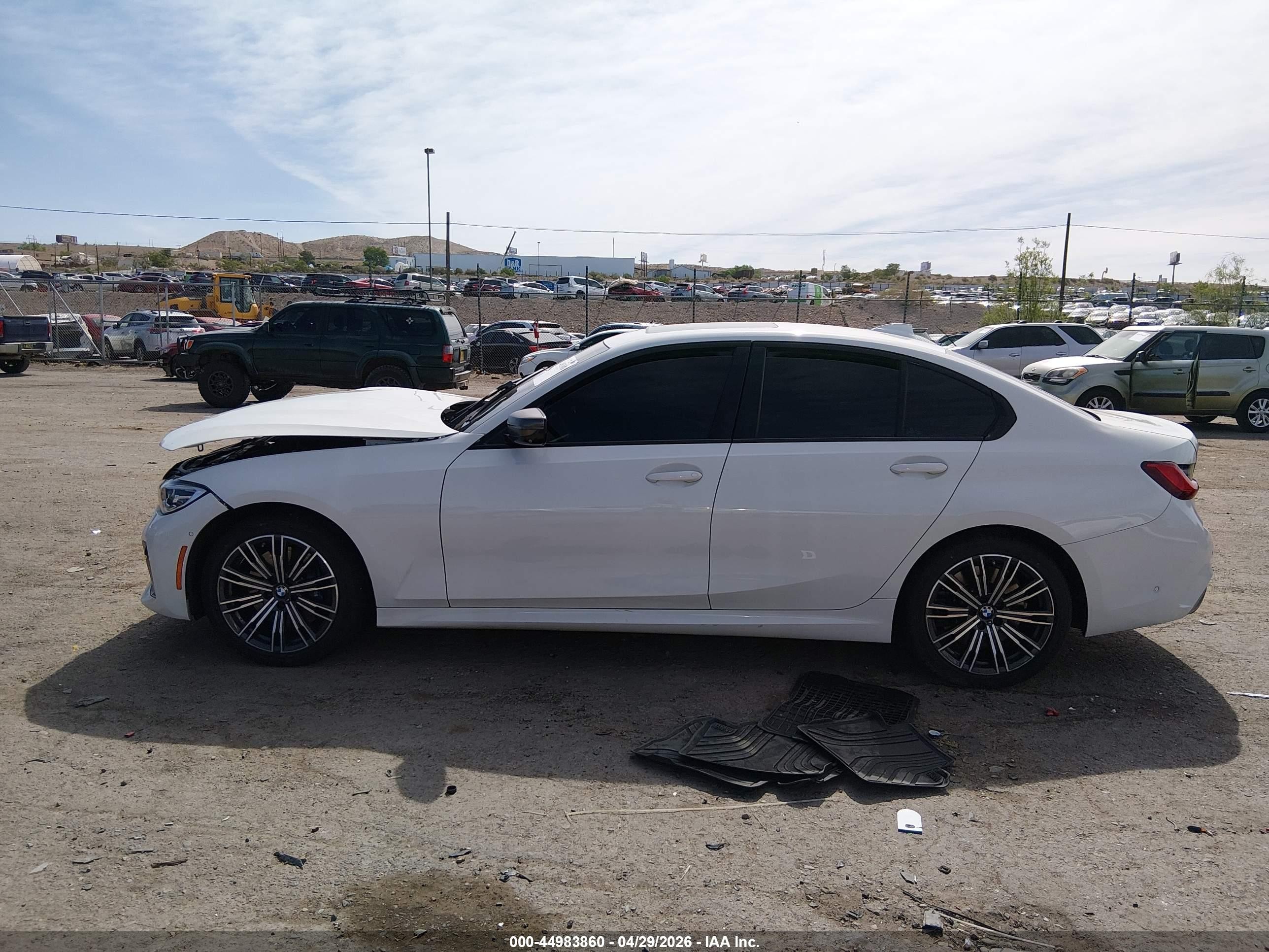 2020 Bmw M340i   White vin: WBA5U7C06LFH32360