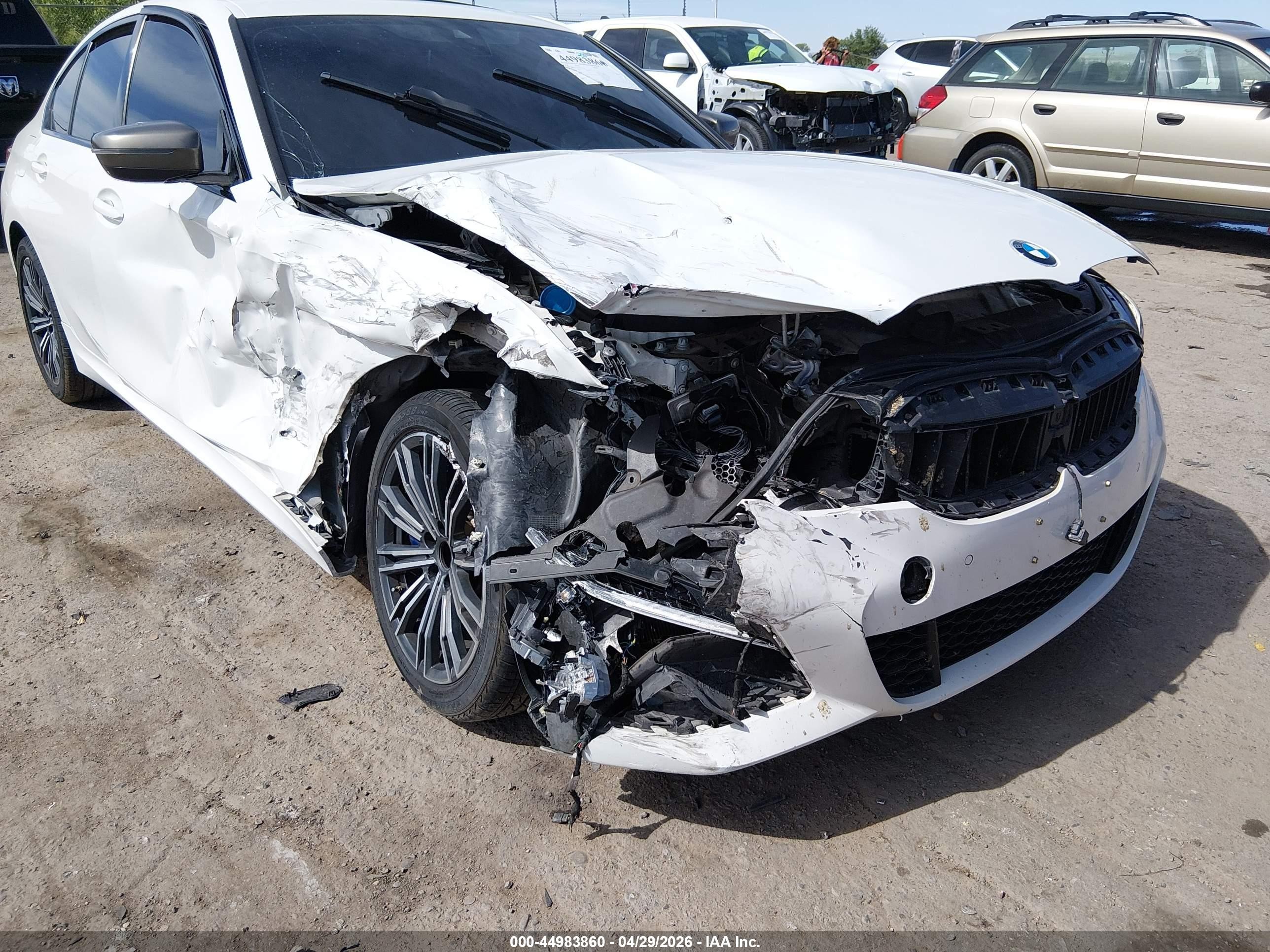 2020 Bmw M340i   White vin: WBA5U7C06LFH32360