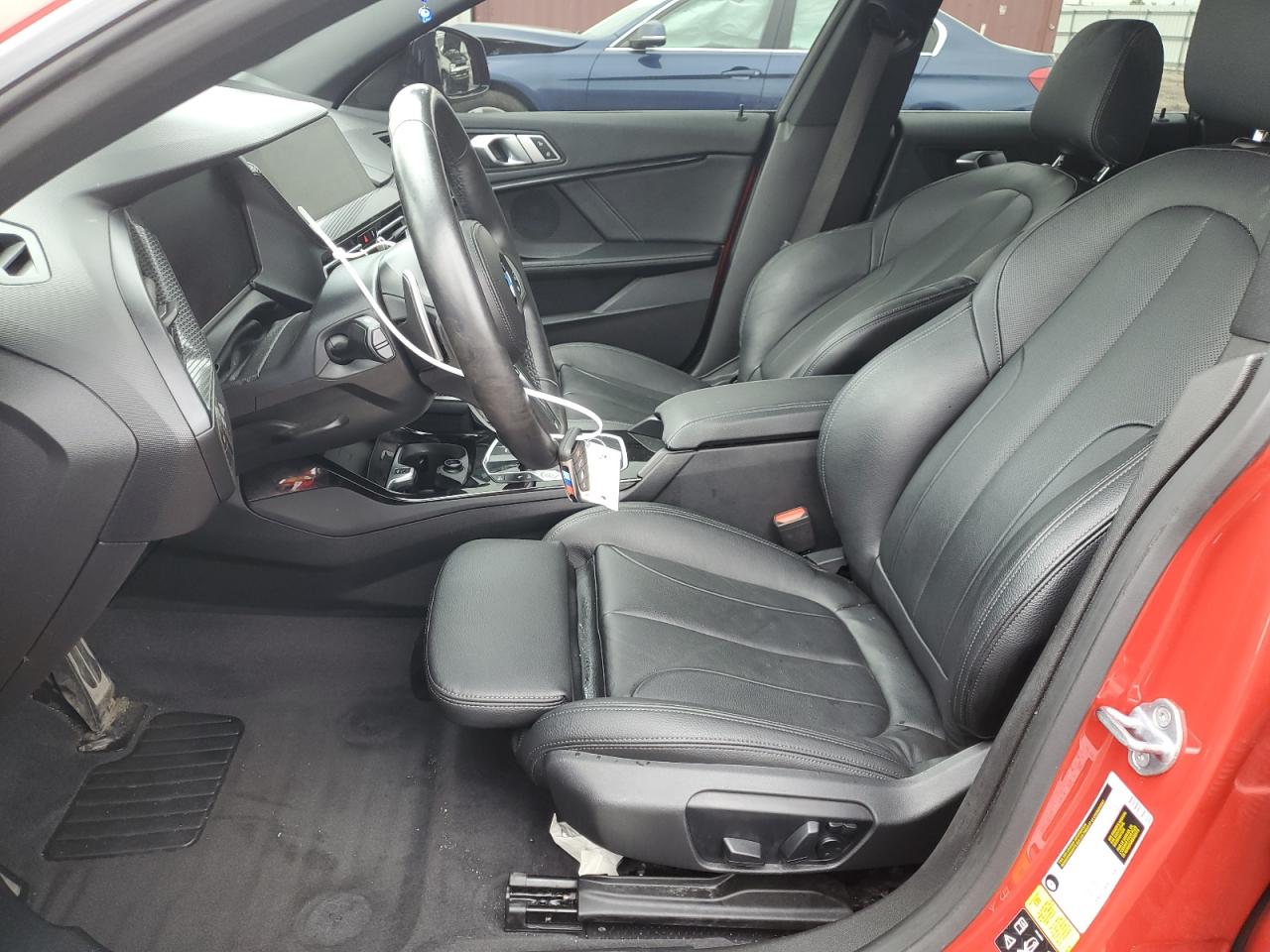 2022 Bmw 228xi    Красный vin: WBA73AK02N7K49291