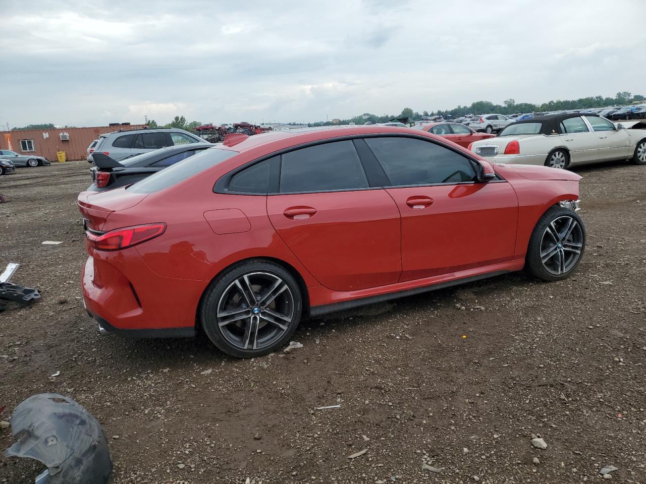 2022 Bmw 228xi    Красный vin: WBA73AK02N7K49291
