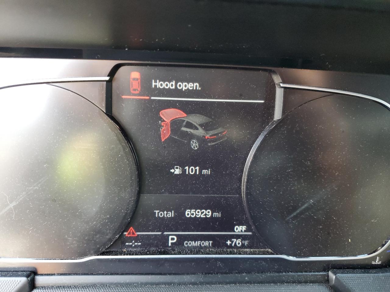 2020 Bmw 228xi    White vin: WBA73AK04L7F49902