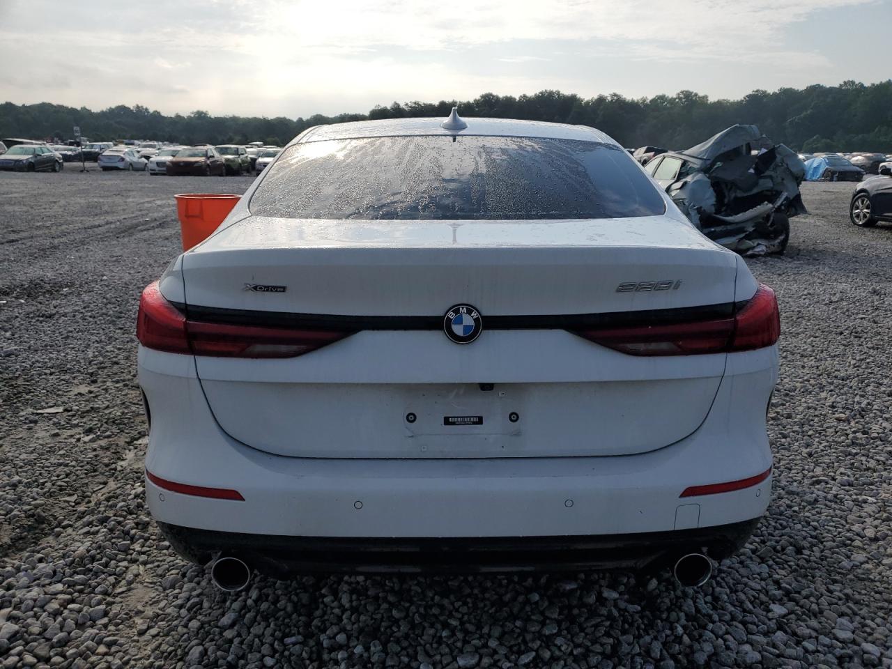 2020 Bmw 228xi    White vin: WBA73AK04L7F49902