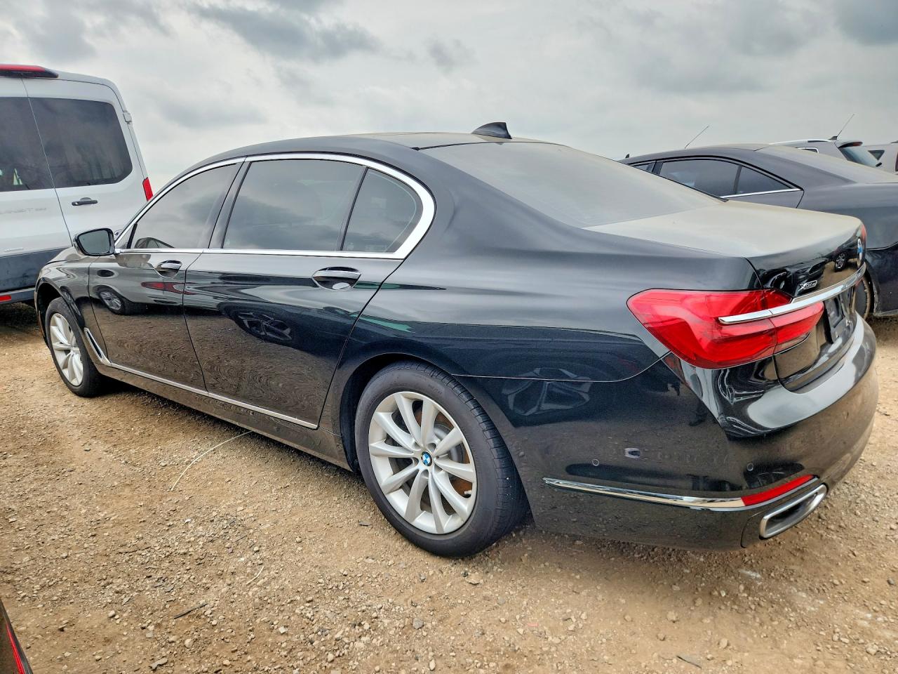 2019 Bmw 740 Xi Black vin: WBA7E4C58KGV70107