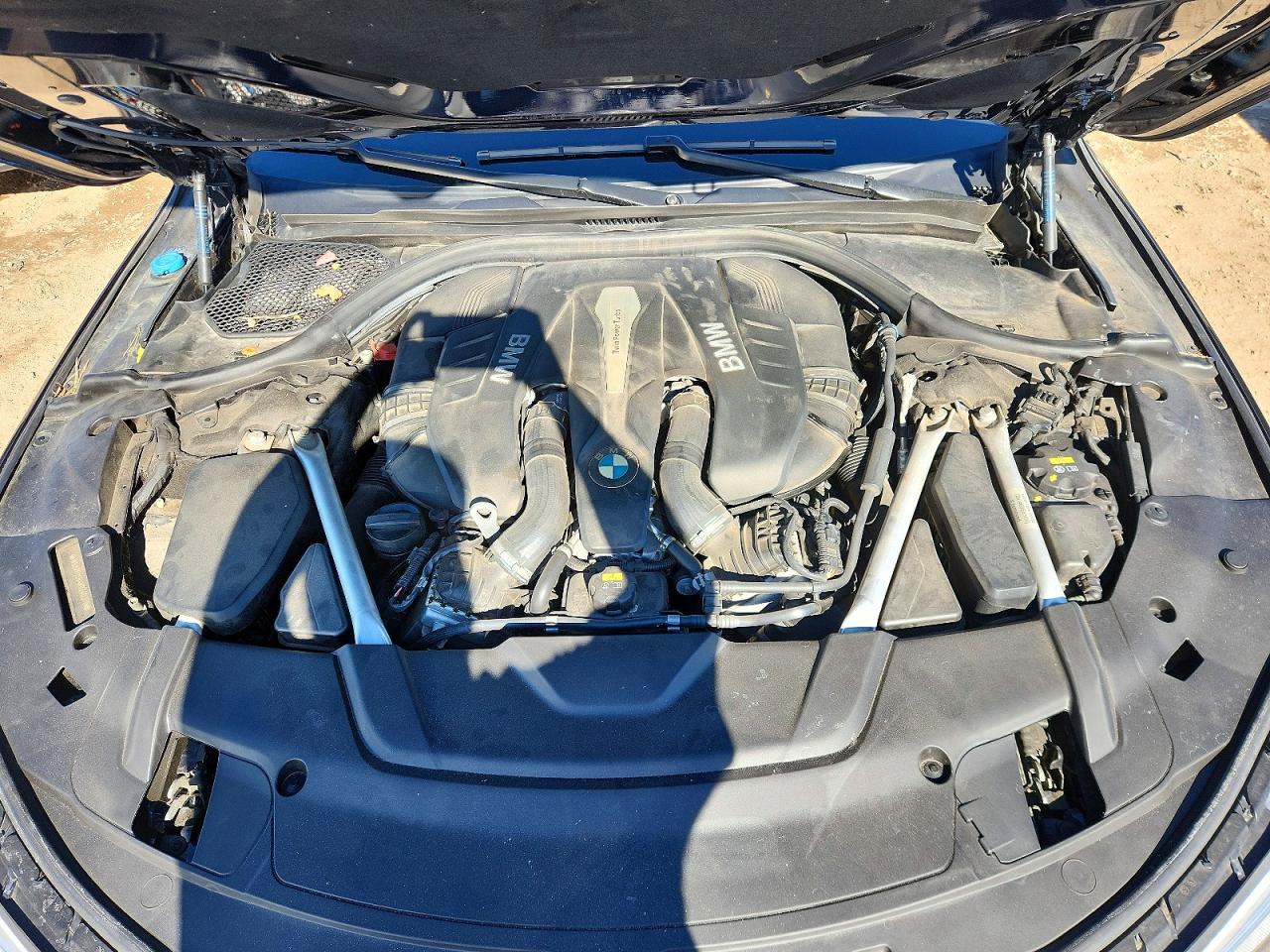 2019 Bmw 750 Xi Blue vin: WBA7F2C54KB240379