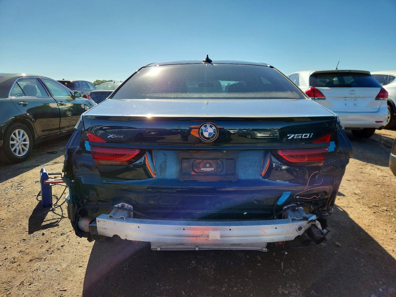 2019 Bmw 750 Xi Blue vin: WBA7F2C54KB240379