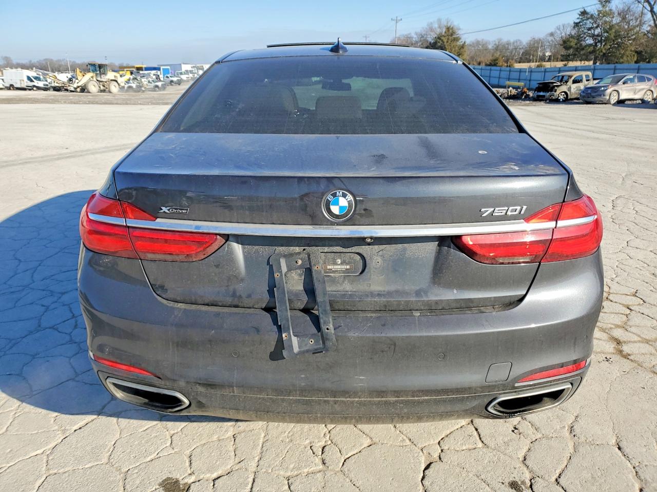 2016 Bmw 750 Xi Gray vin: WBA7F2C55GG415393