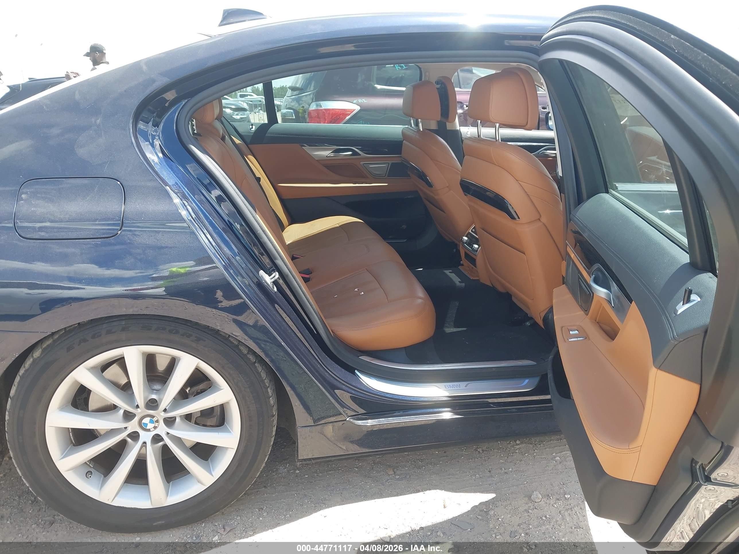 2020 Bmw 740i Xdrive Blue vin: WBA7T4C03LCD70905