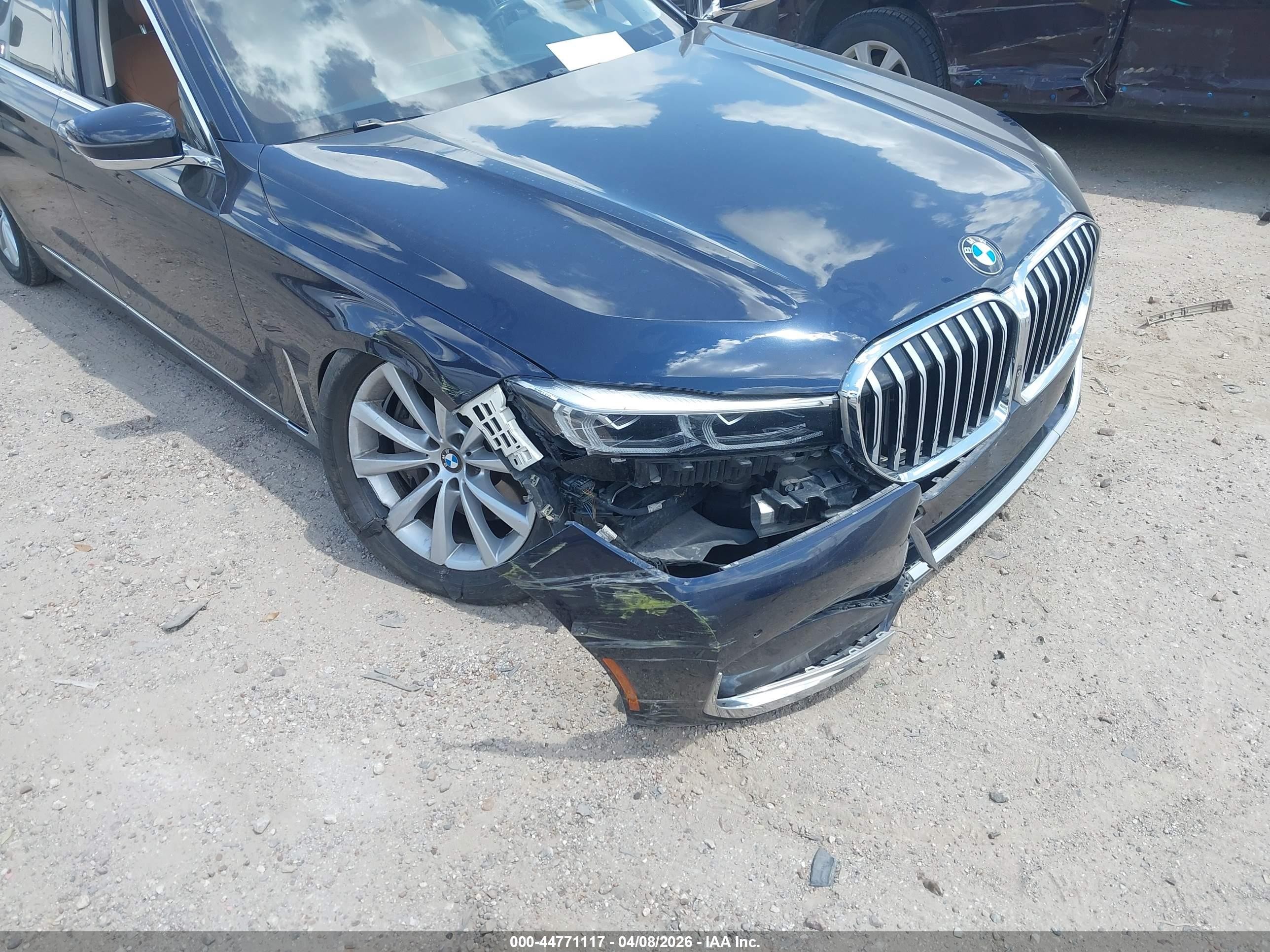 2020 Bmw 740i Xdrive Blue vin: WBA7T4C03LCD70905