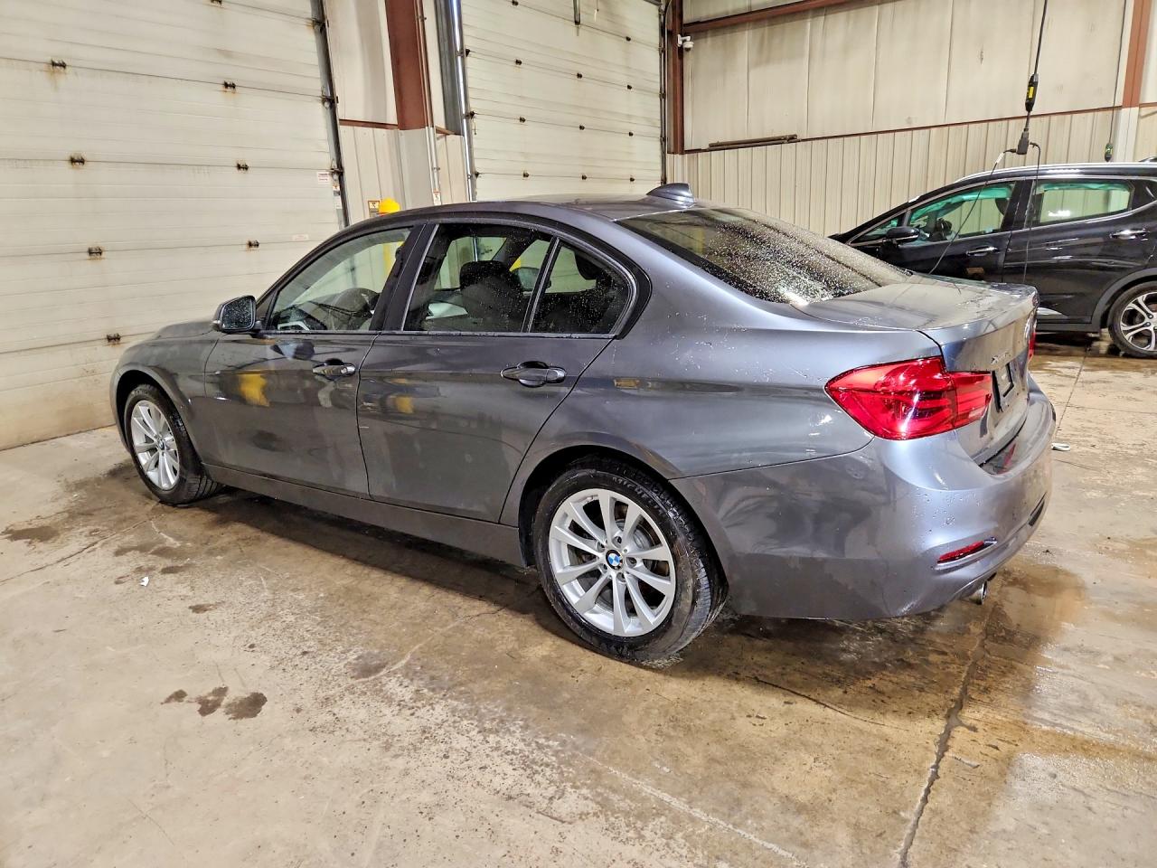2018 Bmw 320 Xi Gray vin: WBA8A3C51JA499568