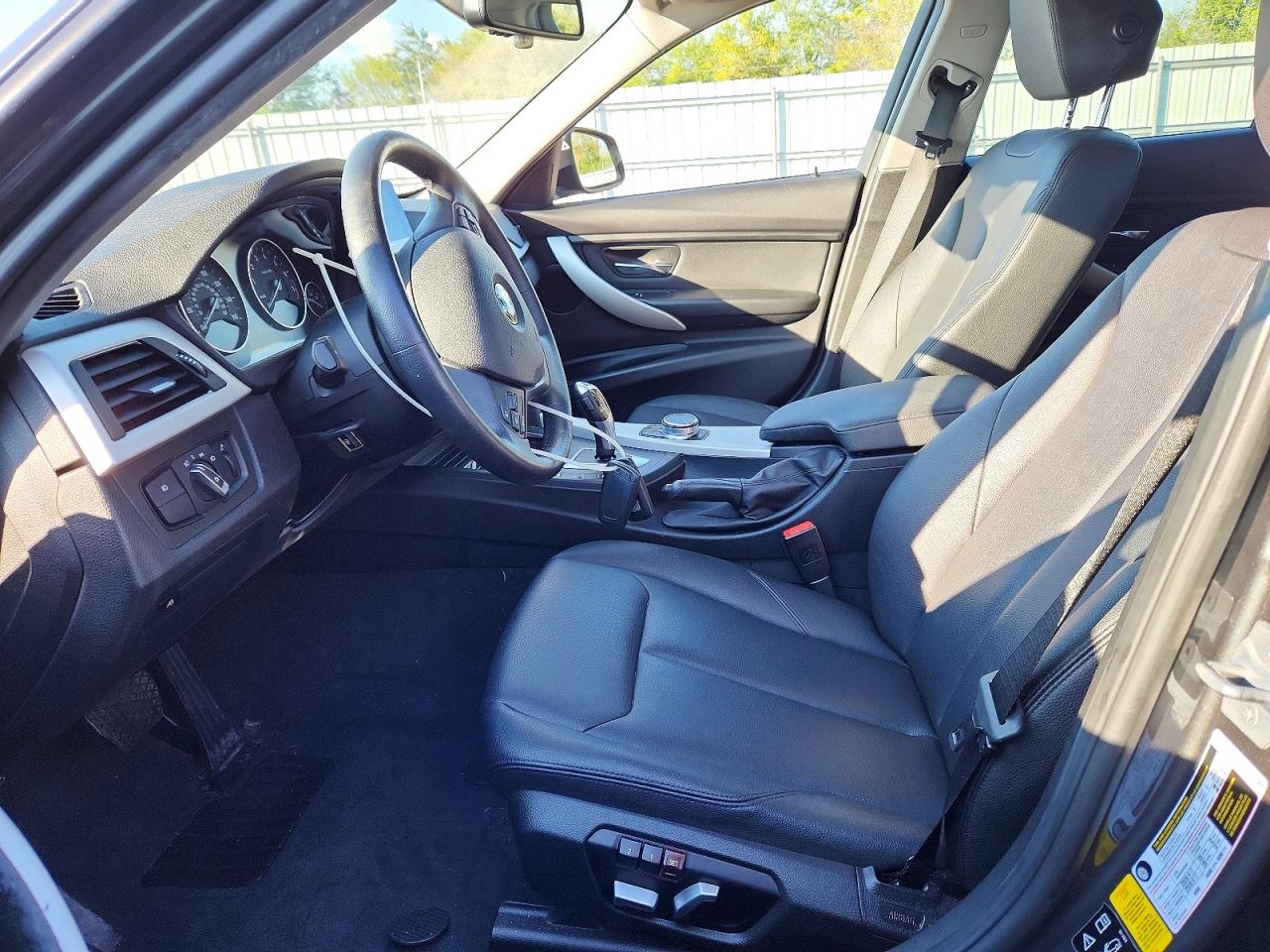 2018 Bmw 320 Xi Gray vin: WBA8A3C51JA499568