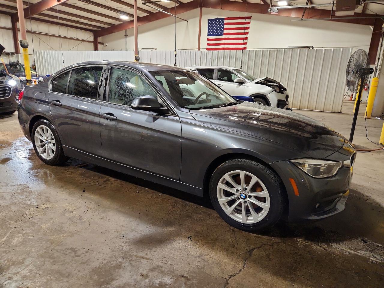 2018 Bmw 320 Xi Gray vin: WBA8A3C51JA499568