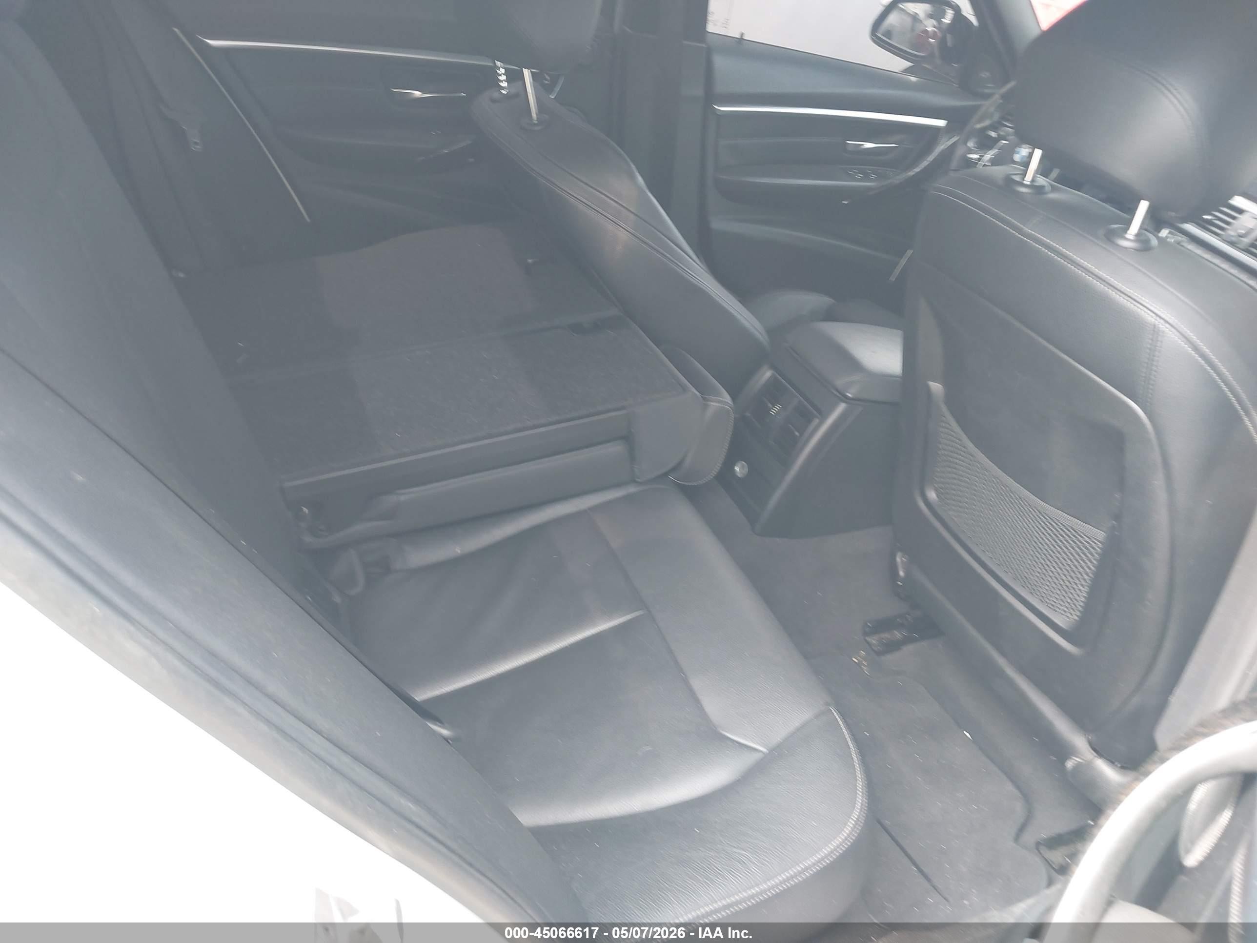 2016 Bmw 340i   White vin: WBA8B3G53GNT92174