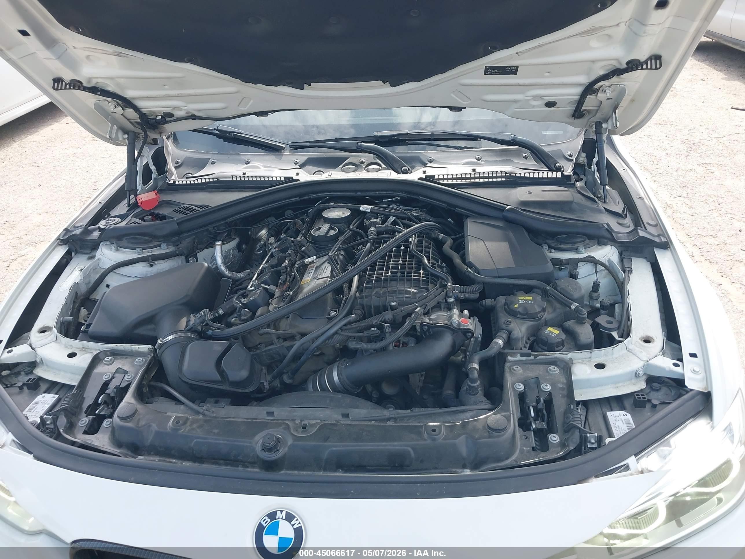 2016 Bmw 340i   White vin: WBA8B3G53GNT92174