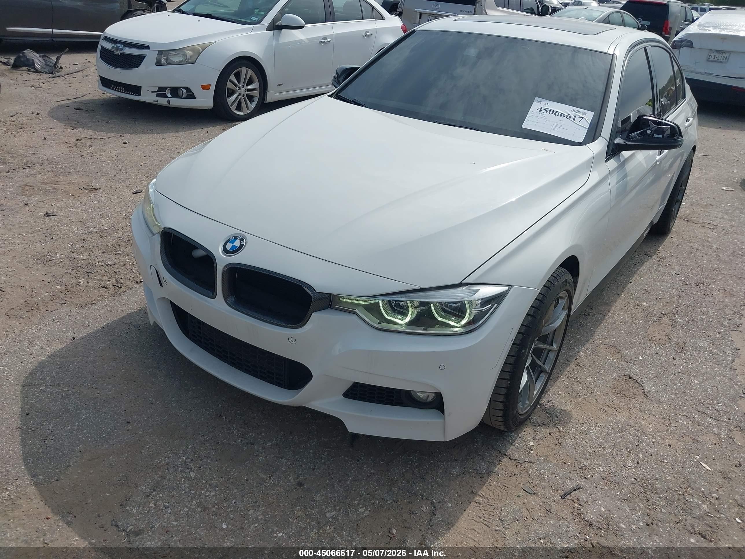 2016 Bmw 340i   White vin: WBA8B3G53GNT92174
