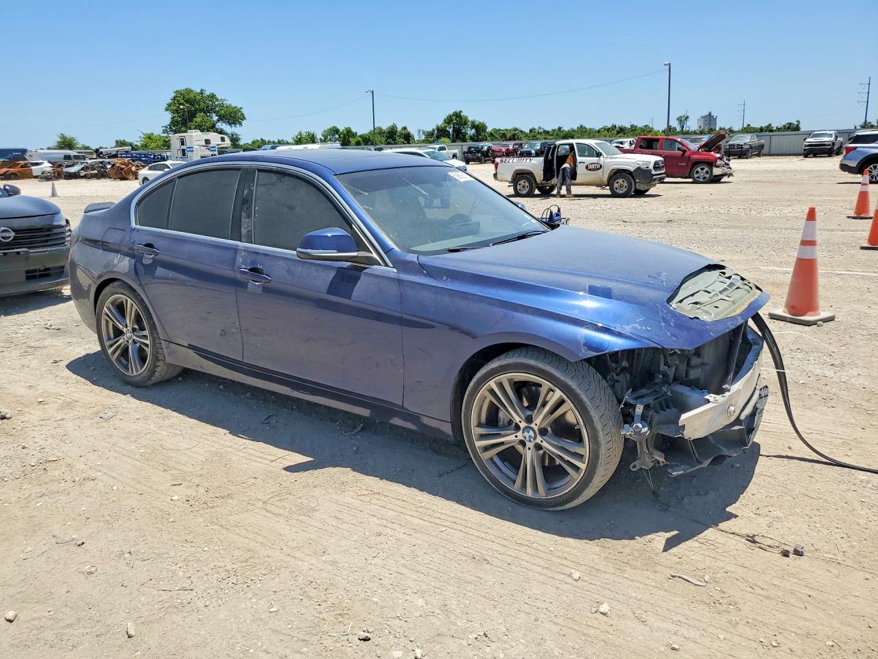 2016 Bmw 340 Blue vin: WBA8B3G53GNT92790
