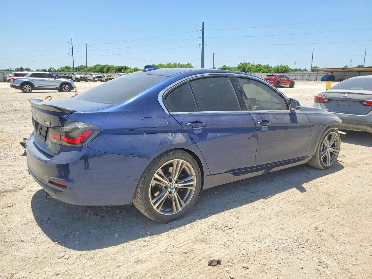 2016 Bmw 340 Blue vin: WBA8B3G53GNT92790