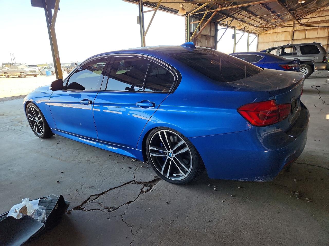 2018 Bmw 340 Xi Blue vin: WBA8B7C58JA411894